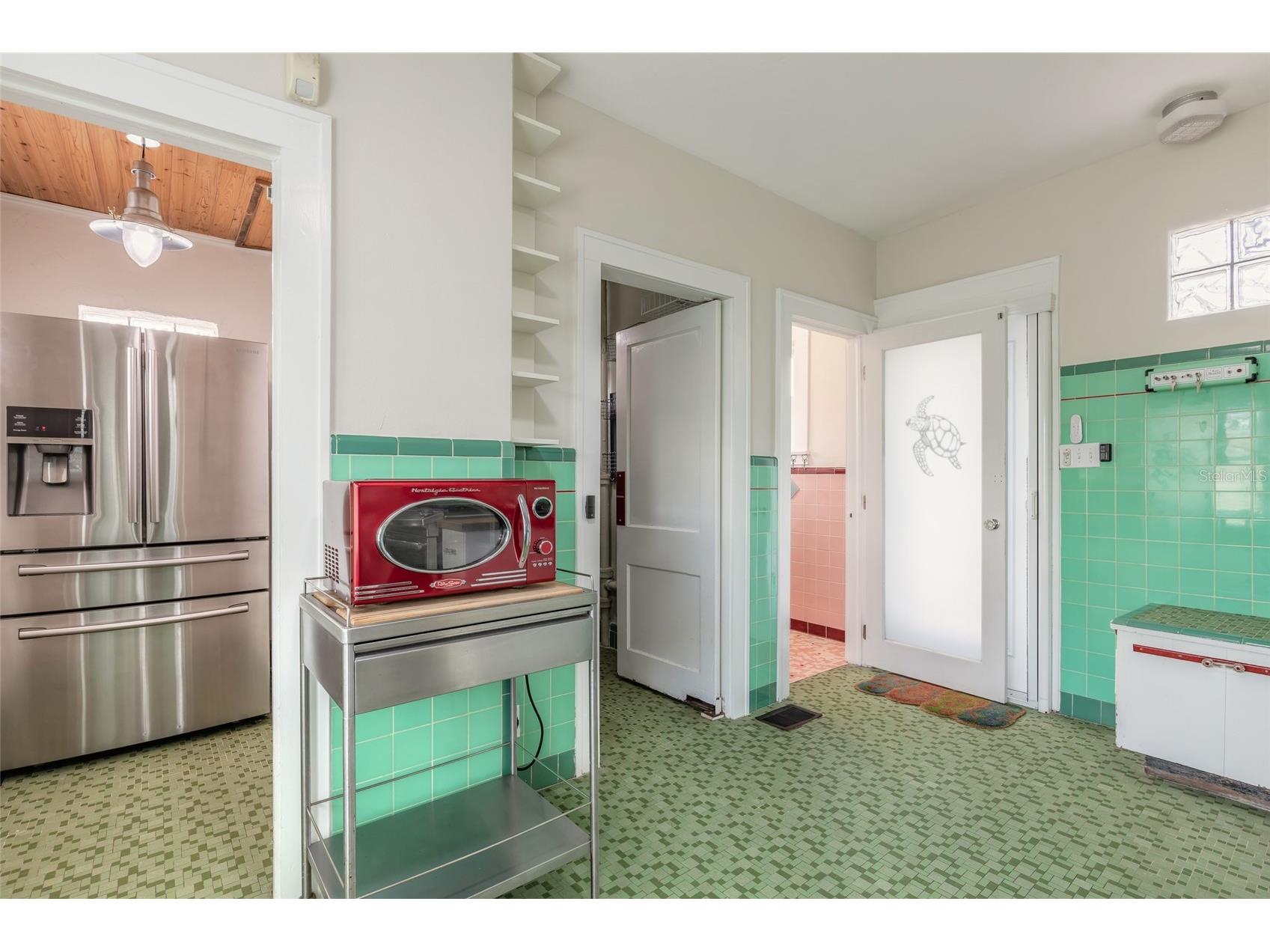 445 Seaview Avenue Daytona Beach FL 32118 FC319668 image14