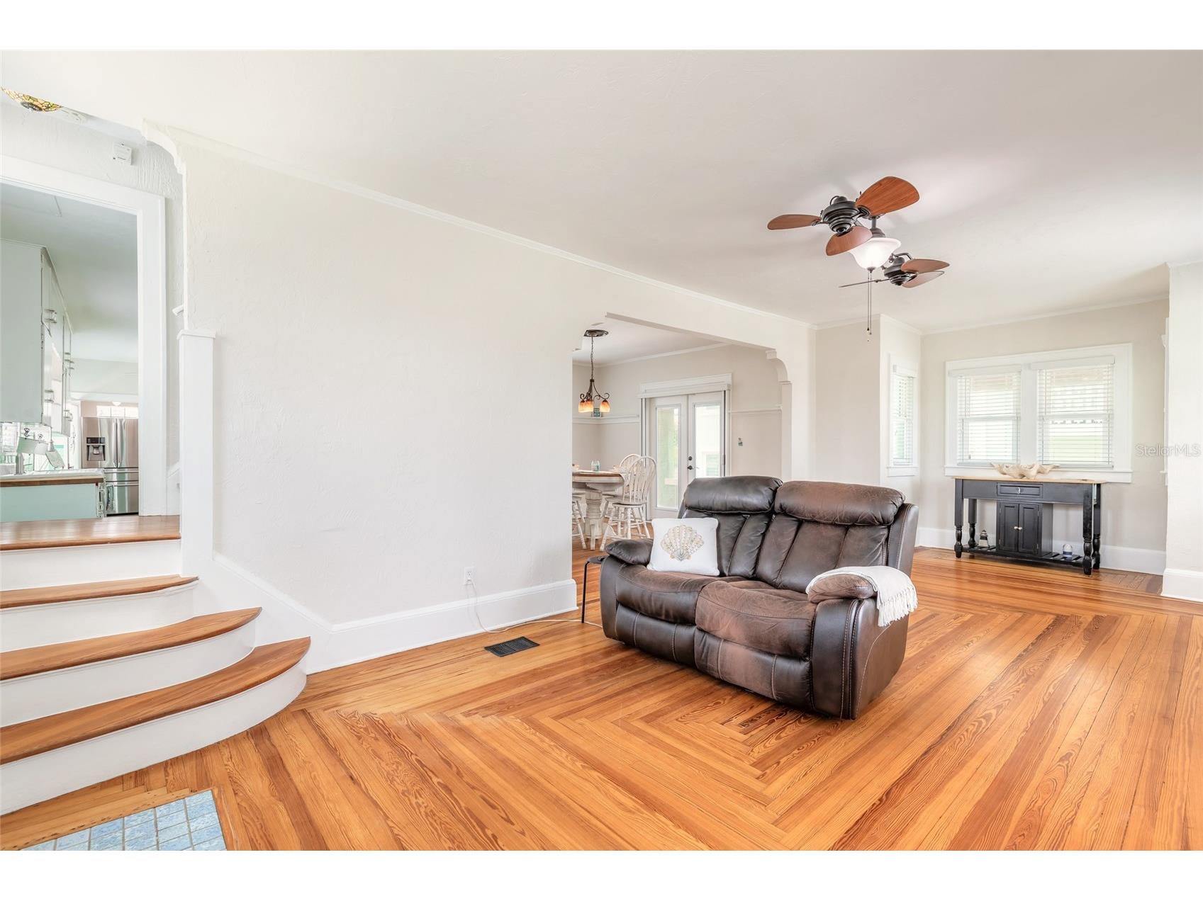 445 Seaview Avenue Daytona Beach FL 32118 FC319668 image7