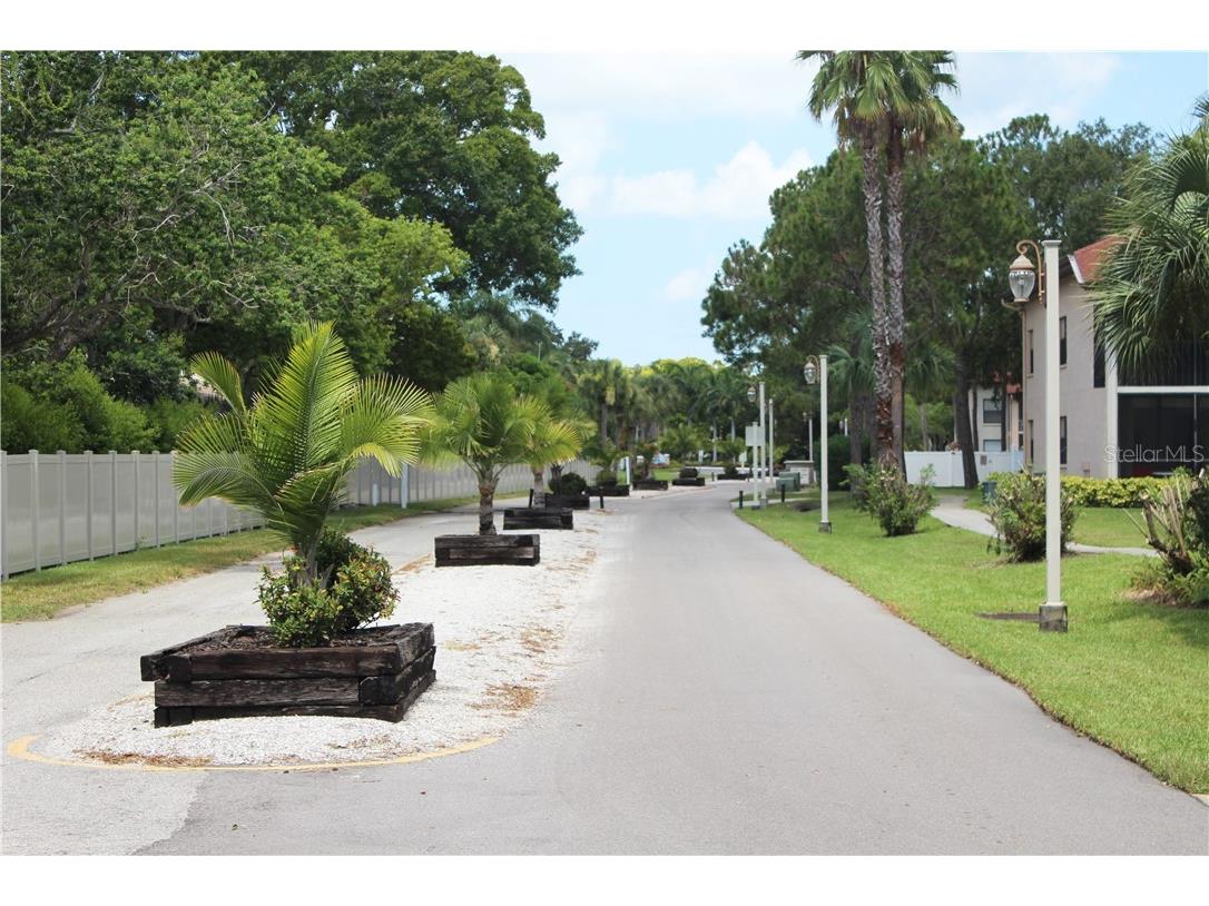 4450 47th Avenue W #102 Bradenton FL 34210 A4475030 image1