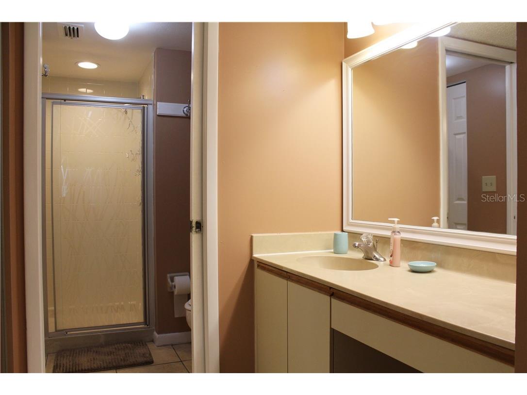 4450 47th Avenue W #102 Bradenton FL 34210 A4475030 image15