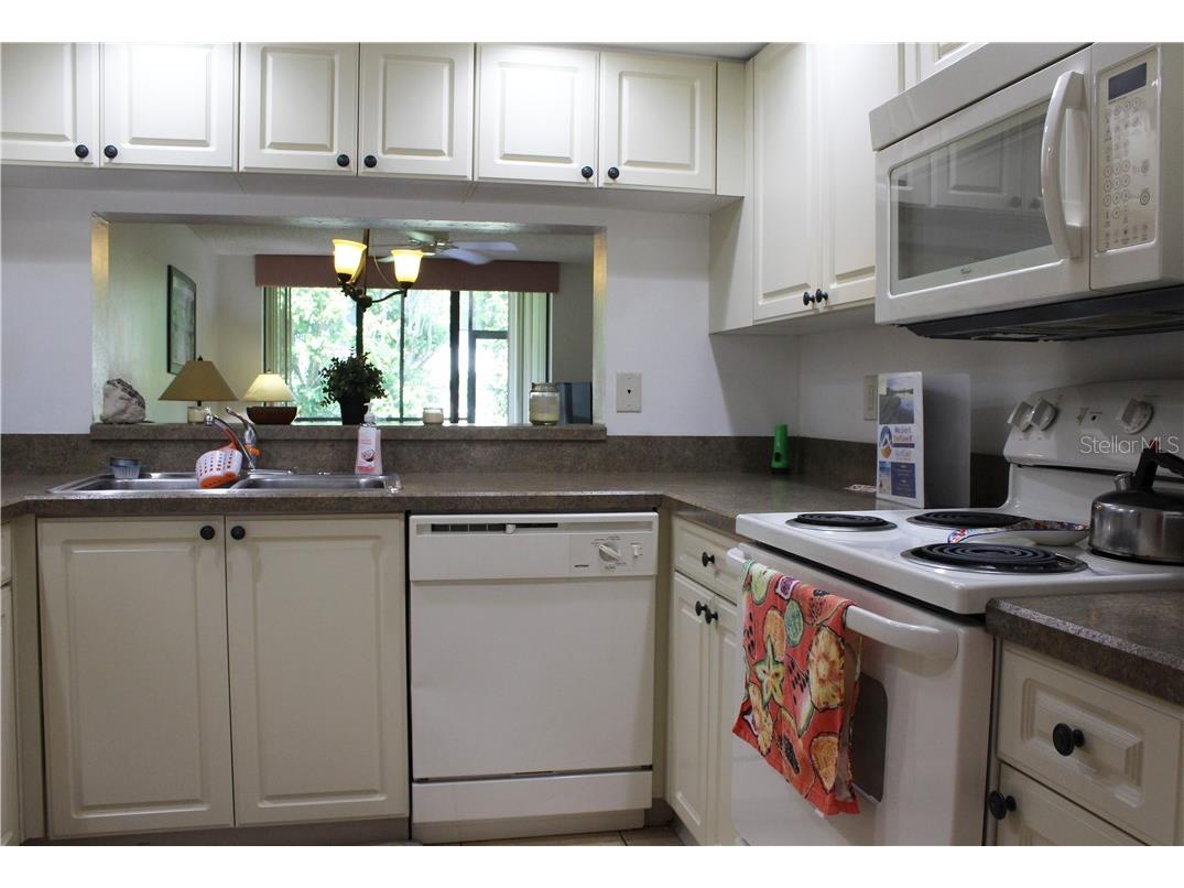 4450 47th Avenue W #102 Bradenton FL 34210 A4475030 image6