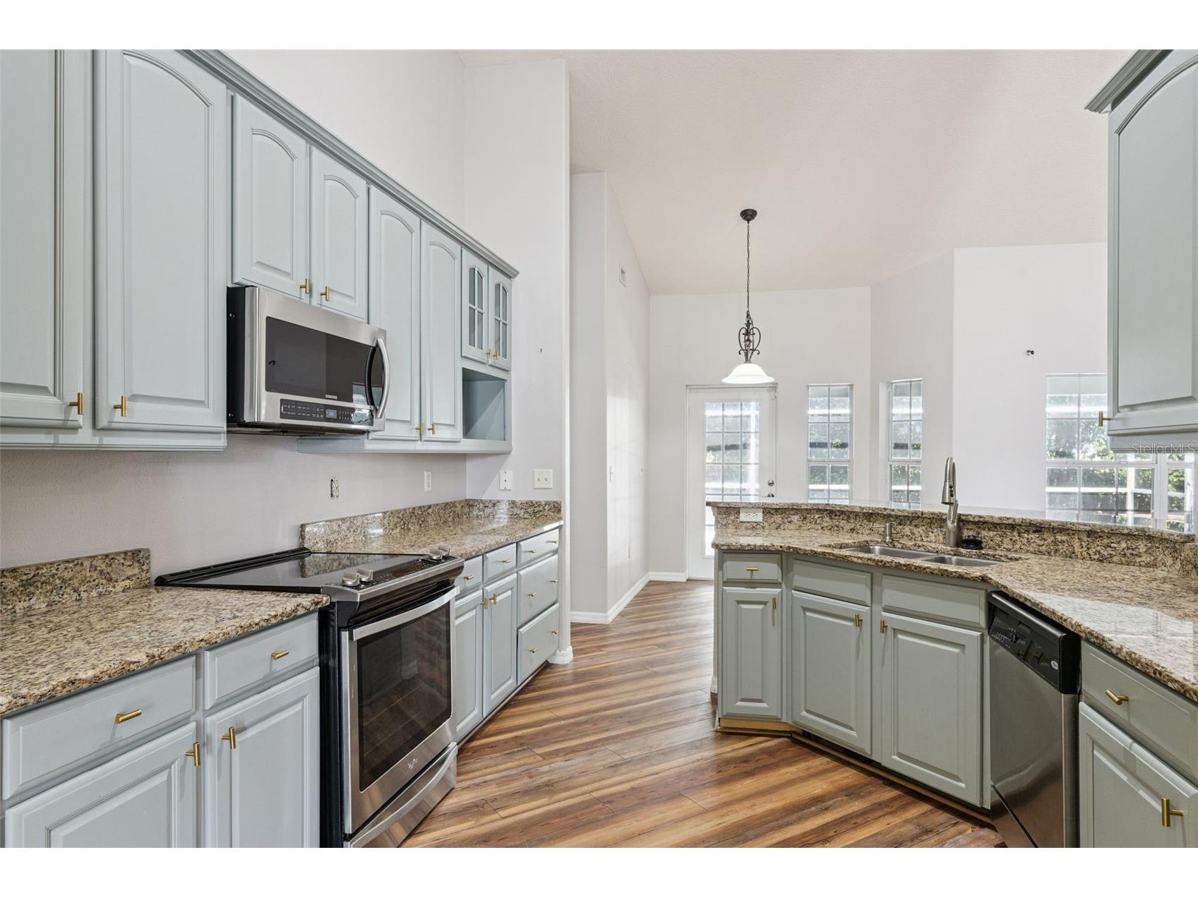 4450 Abaco Drive Tavares FL 32778 G5113722 image4
