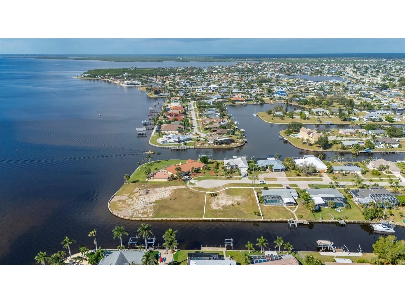 4450 Gardner Drive Port Charlotte FL 33952 - LISTER WATERWAY C7517253 image10