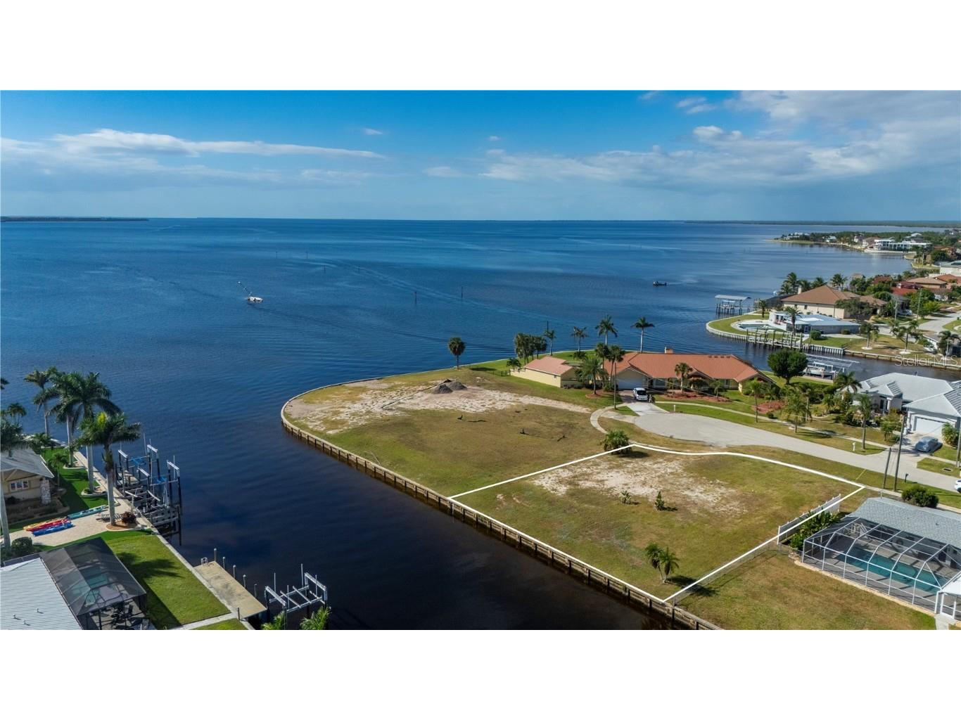 4450 Gardner Drive Port Charlotte FL 33952 - LISTER WATERWAY C7517253 image2