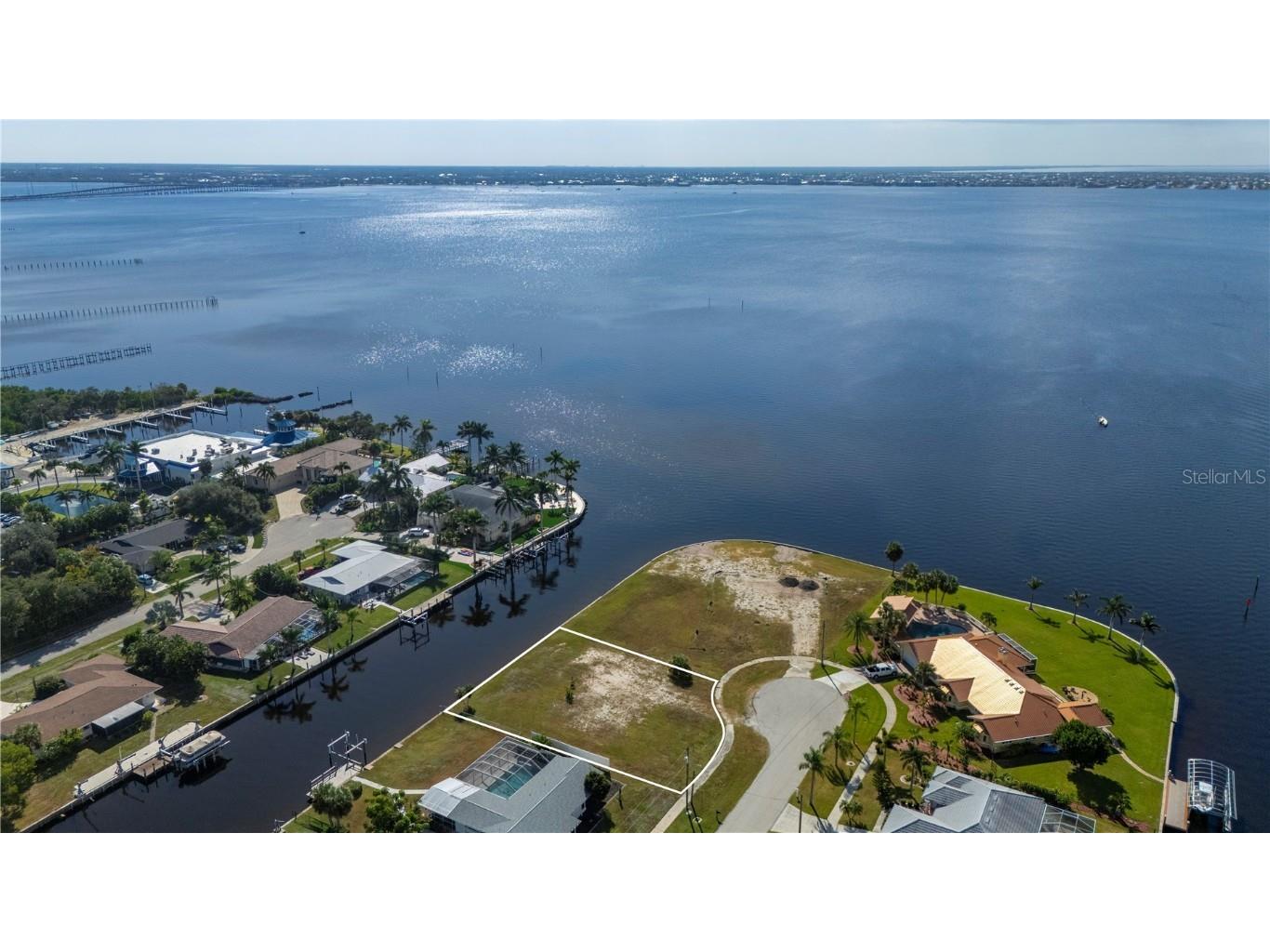 4450 Gardner Drive Port Charlotte FL 33952 - LISTER WATERWAY C7517253 image7