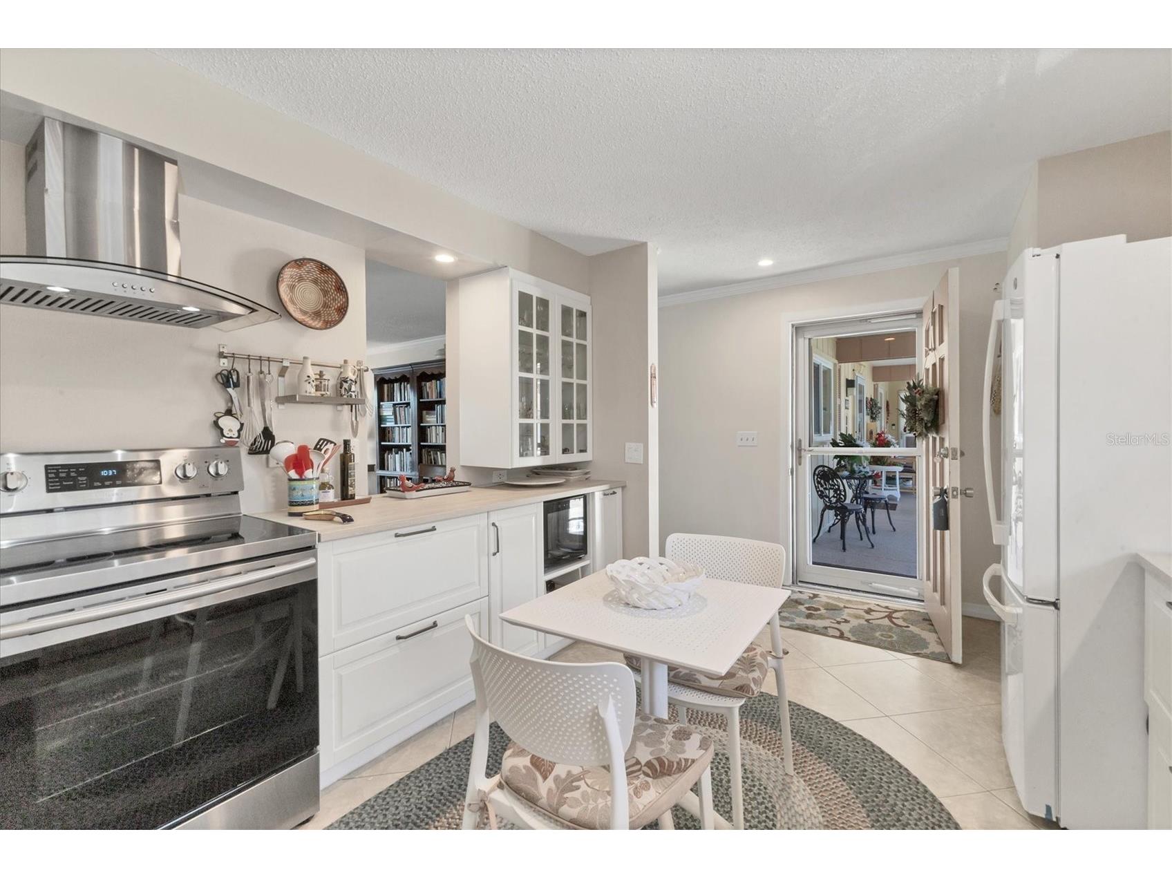 4450 Narraganset Trail #95A Sarasota FL 34233 A4672232 image13