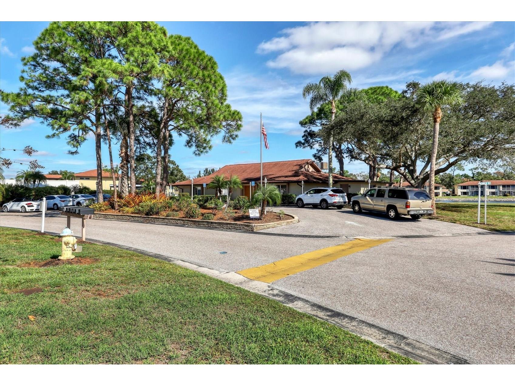4450 Narraganset Trail #95A Sarasota FL 34233 A4672232 image39