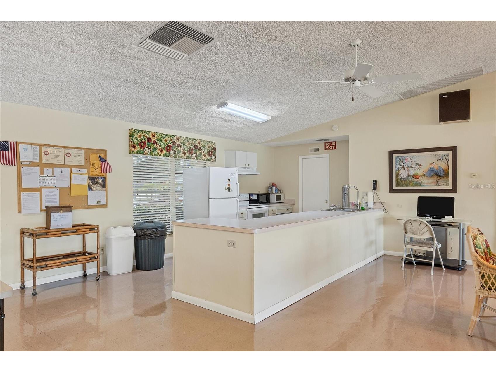4450 Narraganset Trail #95A Sarasota FL 34233 A4672232 image42