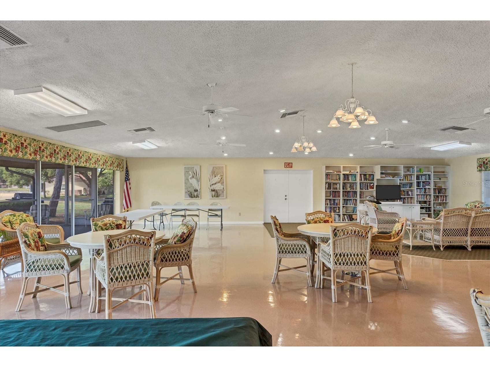 4450 Narraganset Trail #95A Sarasota FL 34233 A4672232 image44