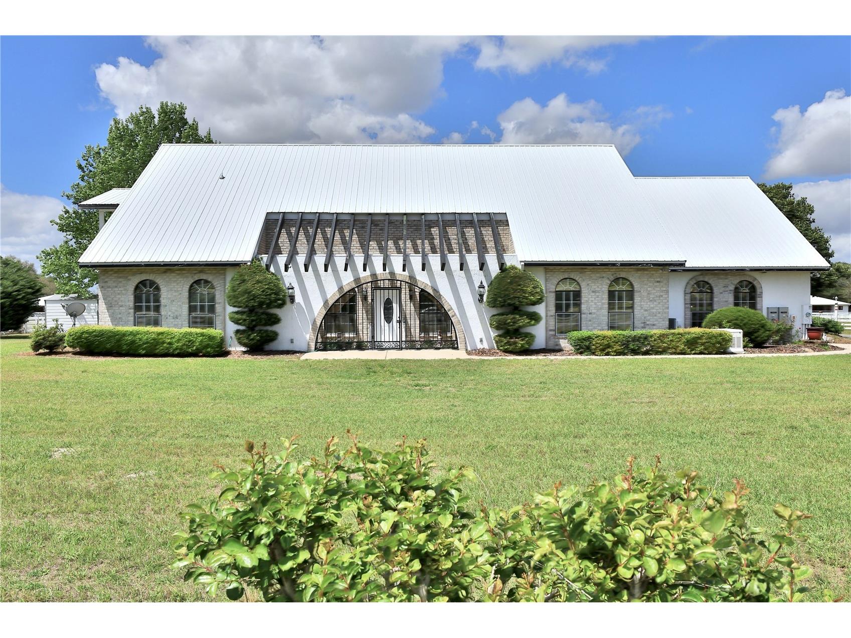 4450 SE 216th Avenue Morriston FL 32668 OM722939 image3