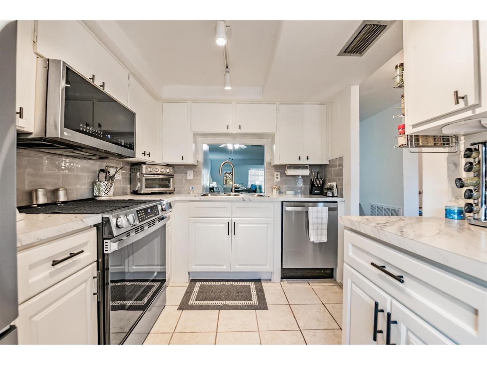 4450 Sunstate Drive New Port Richey FL 34652 TB8457236 image11