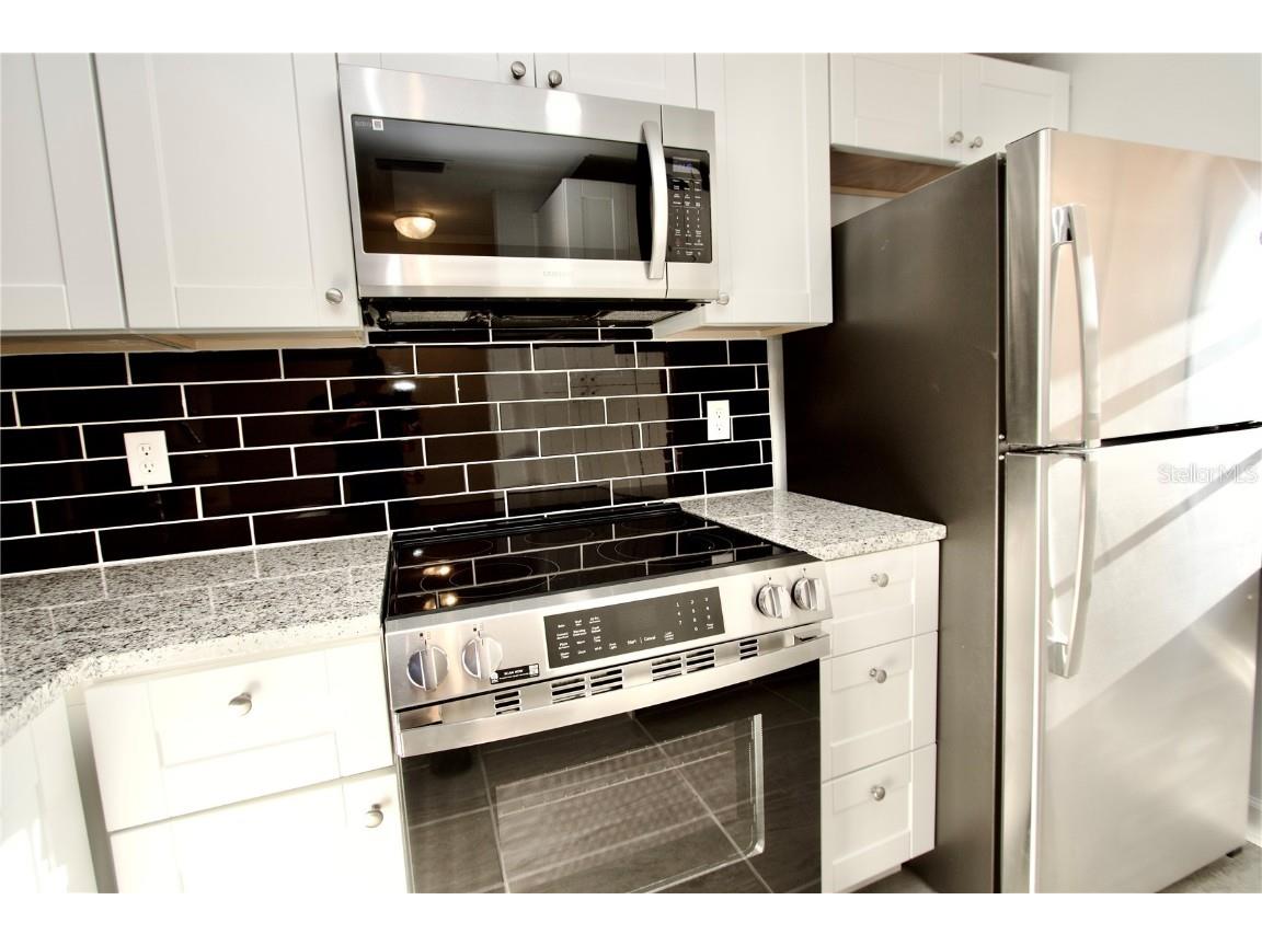 4451 Rustic Drive #4451 New Port Richey FL 34652 W7881027 image5