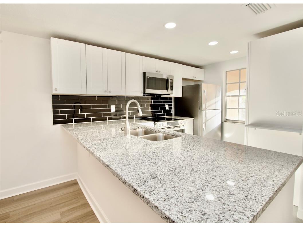 4451 Rustic Drive #4451 New Port Richey FL 34652 W7881027 image7