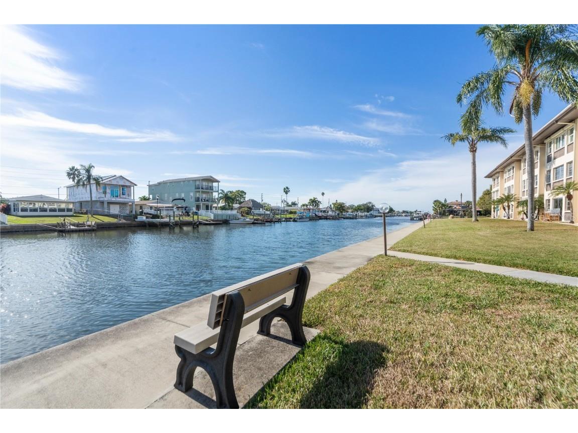 4452 Garnet Drive #202 New Port Richey FL 34652 W7881045 image25