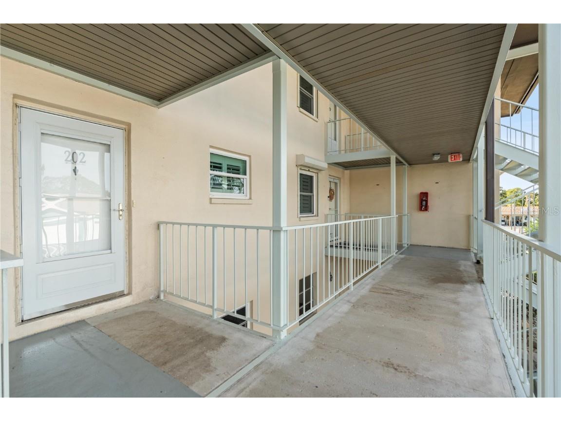 4452 Garnet Drive #202 New Port Richey FL 34652 W7881045 image6