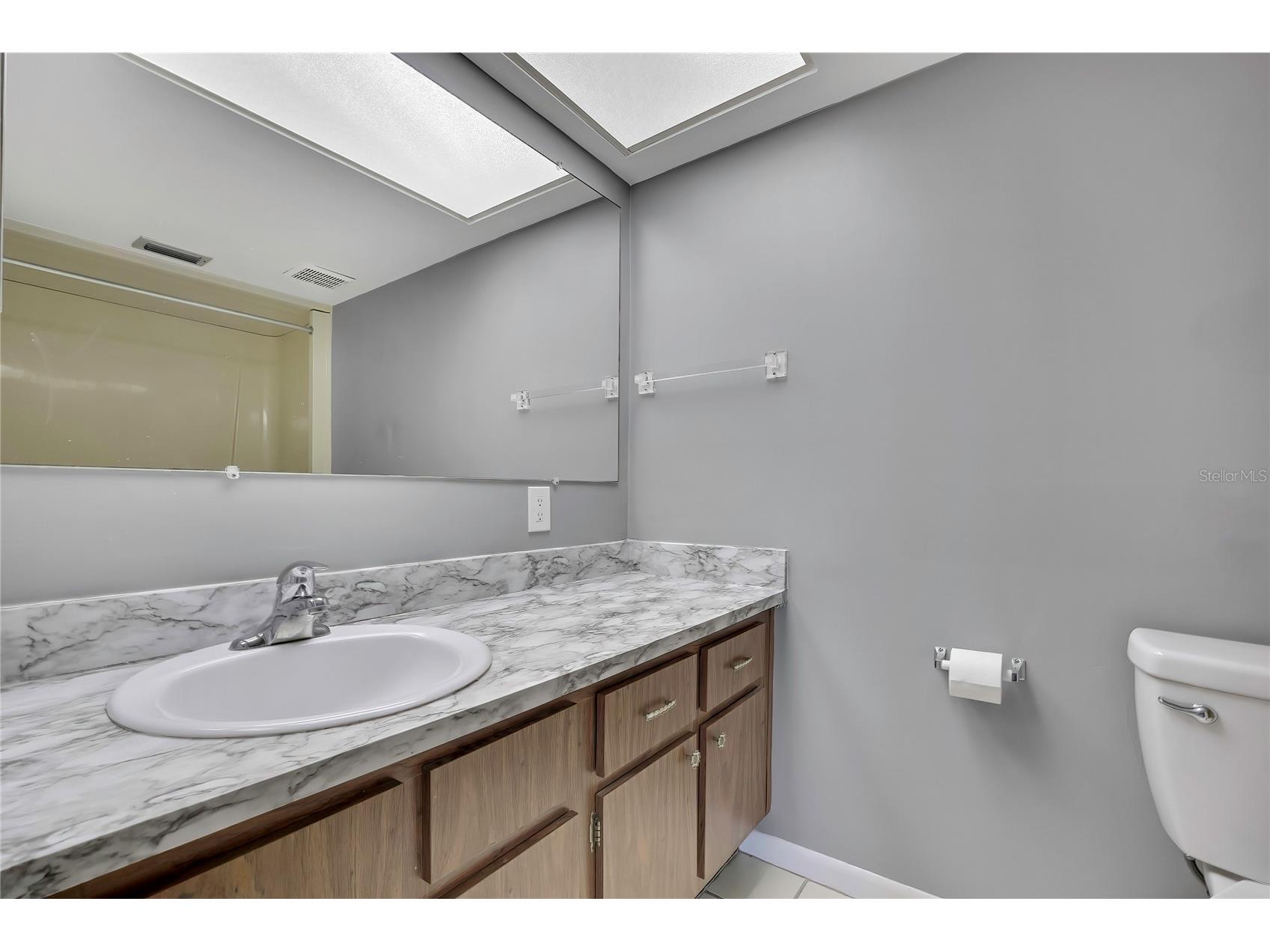 4452 Garnet Drive #203 New Port Richey FL 34652 W7887120 image27