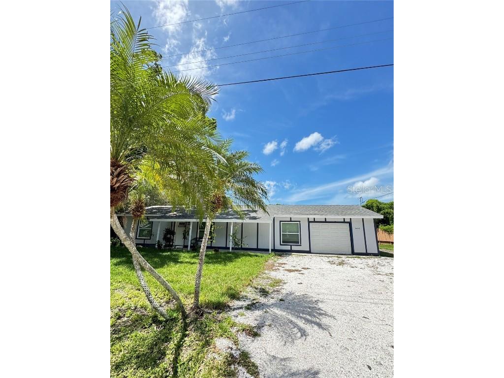 4452 Worcester Road Sarasota FL 34231 A4604976 image1