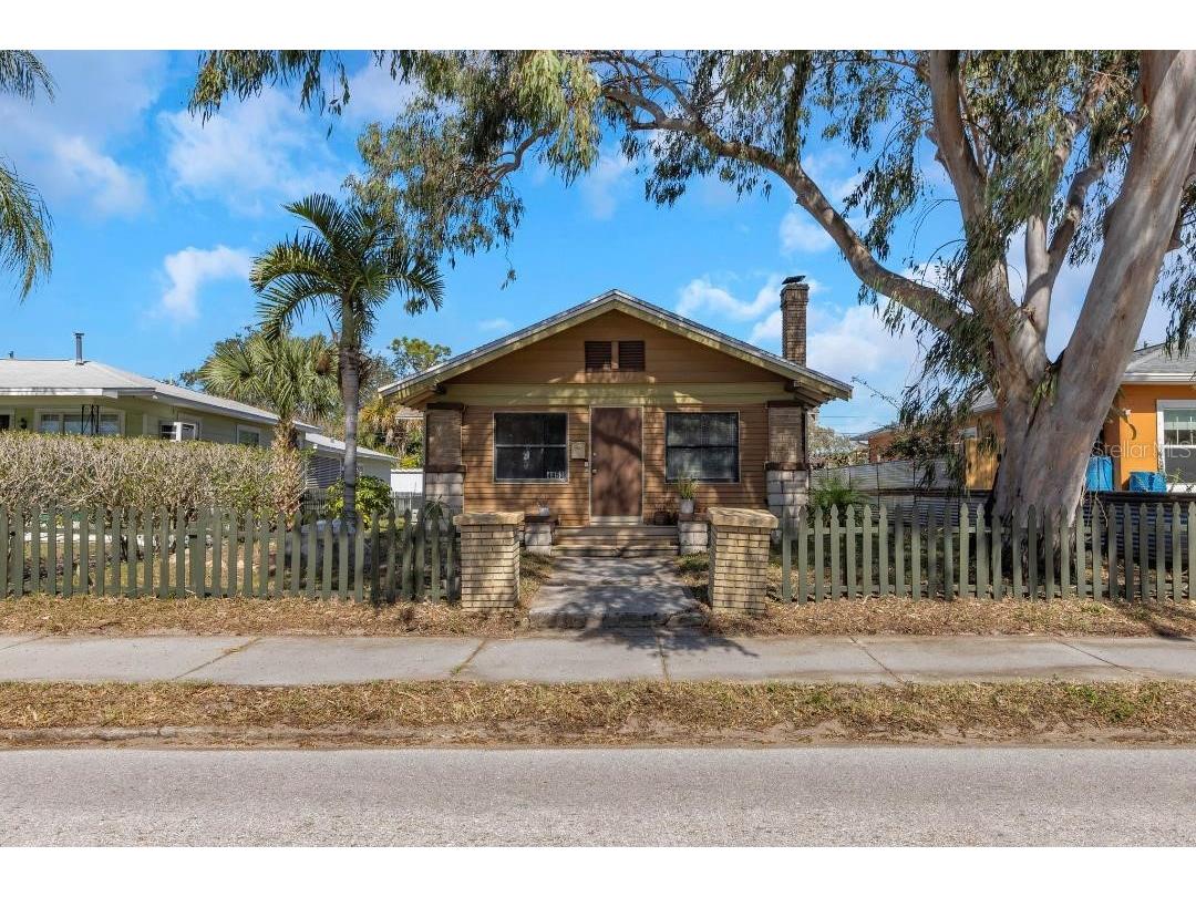 4453 5th Avenue S Saint Petersburg FL 33711 U8190456 image1
