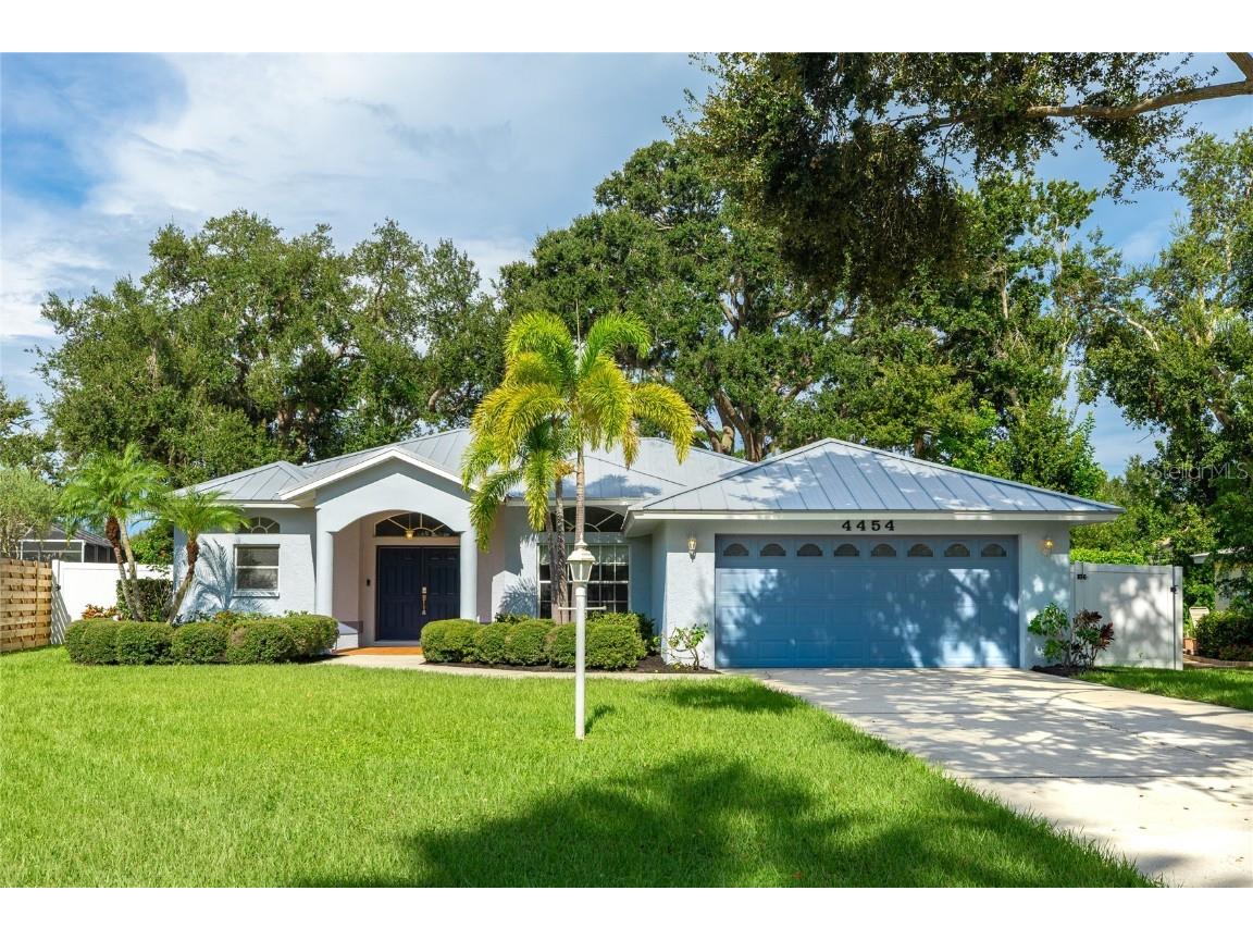 4454 Hollybrook Way Sarasota FL 34233 A4664053 image1