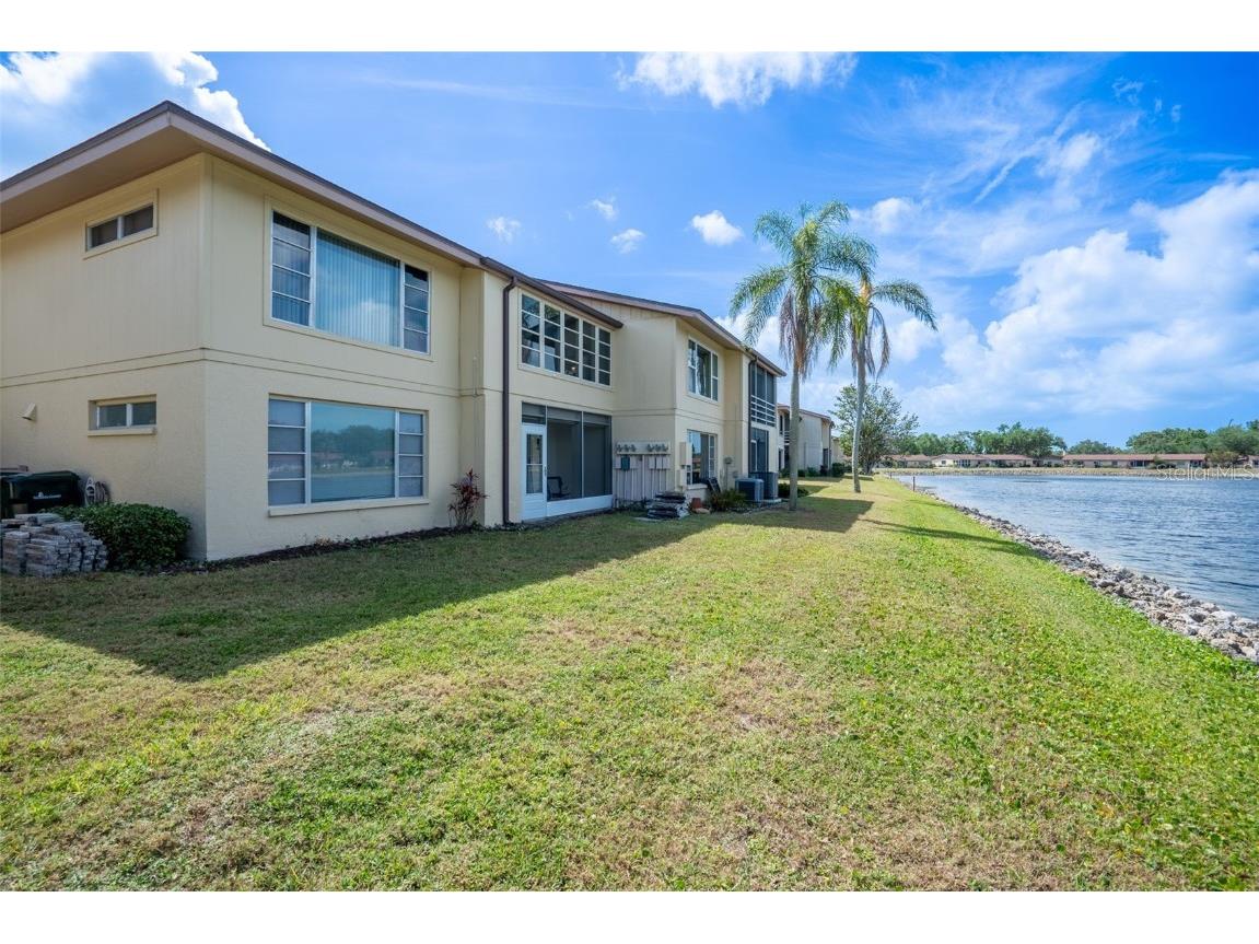 4454 Narraganset Trail #94A Sarasota FL 34233 - LAKE TIPPECANOE A4648079 image1
