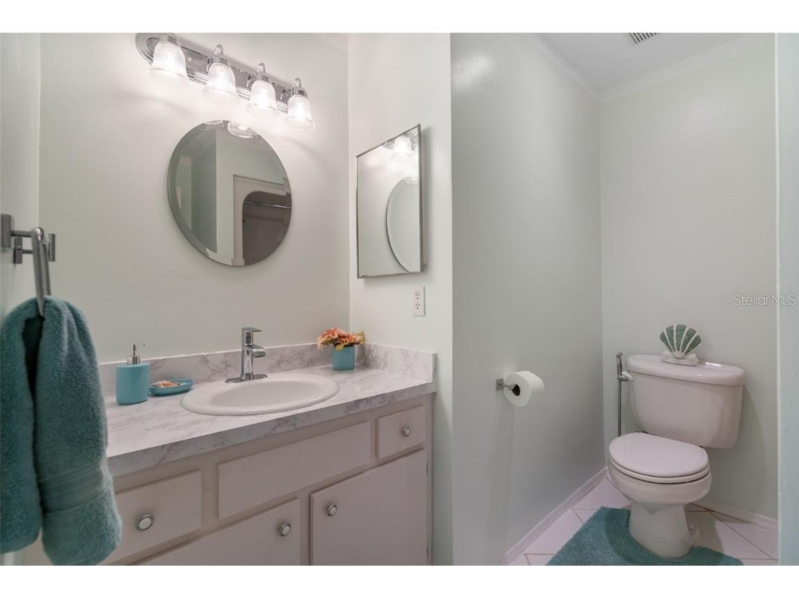 4454 Narraganset Trail #94A Sarasota FL 34233 - LAKE TIPPECANOE A4648079 image13