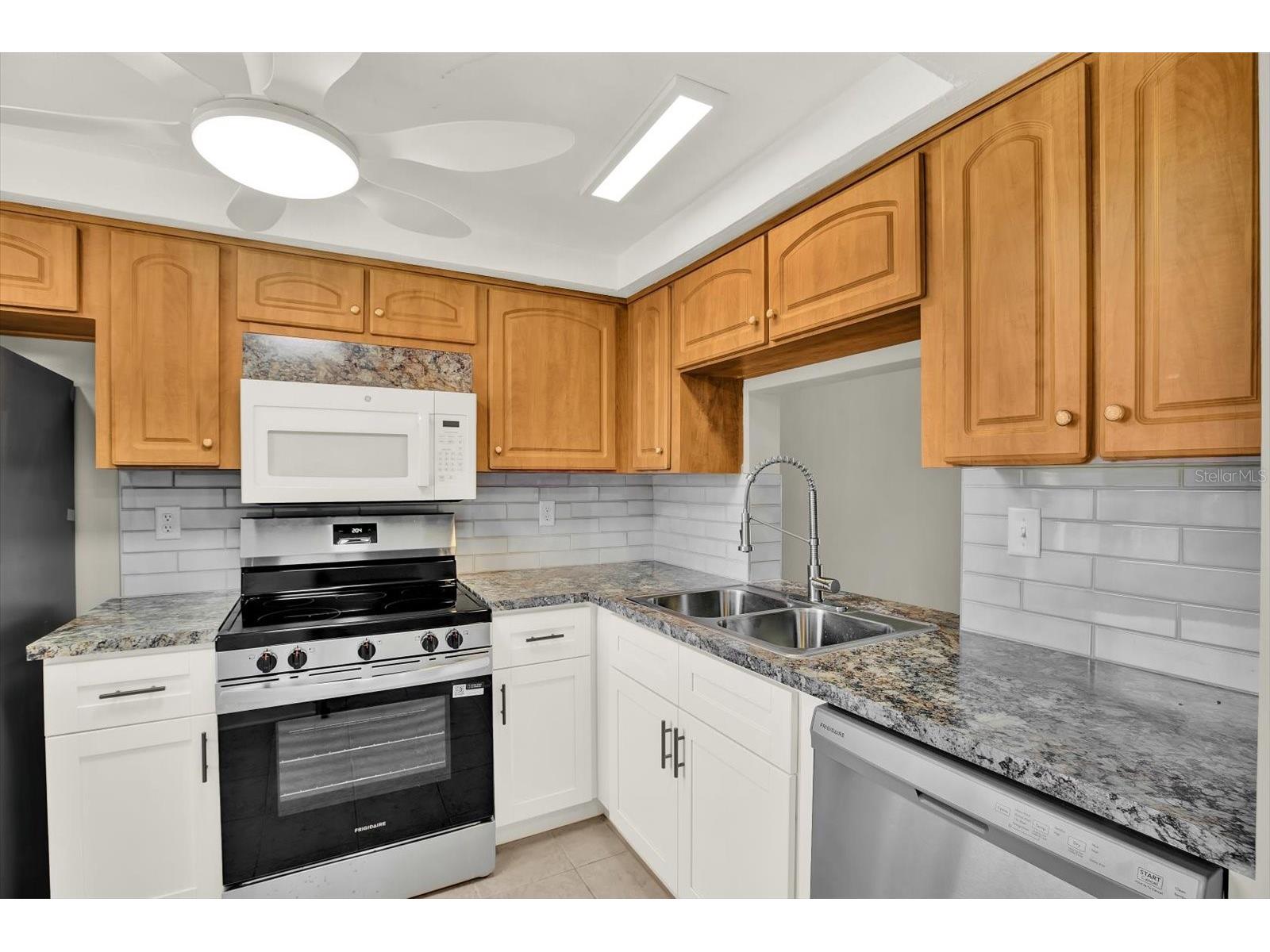 4455 Rustic Drive New Port Richey FL 34652 W7882738 image4