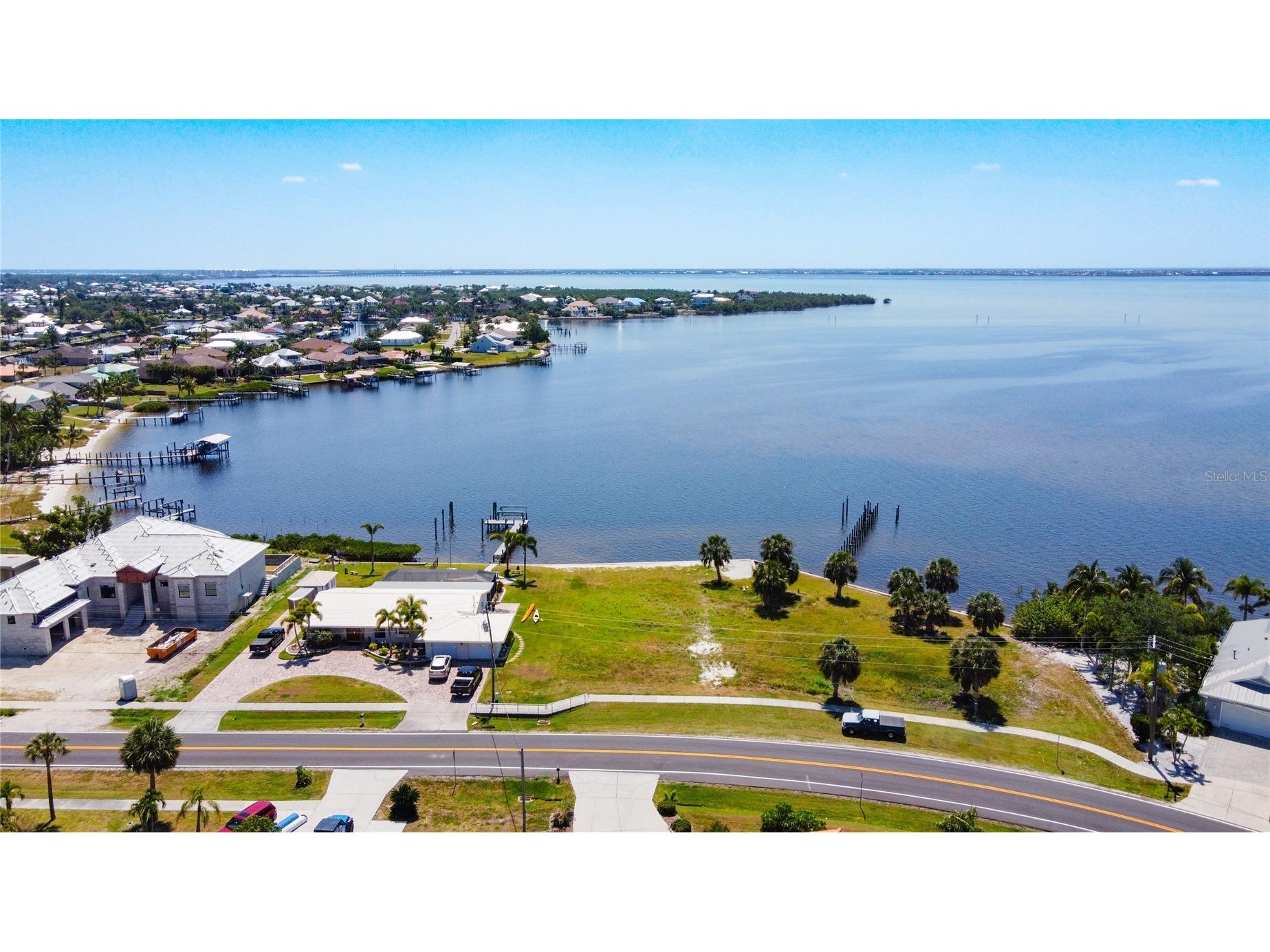 4456 Harbor Boulevard Port Charlotte FL 33952 - ALLIGATOR BAY N6145156 image1