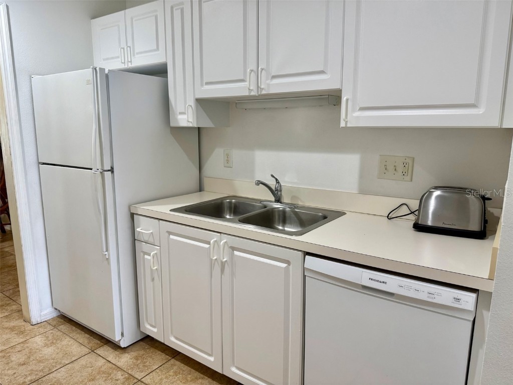 4457 45th Avenue W #202 Bradenton FL 34210 A4659667 image10