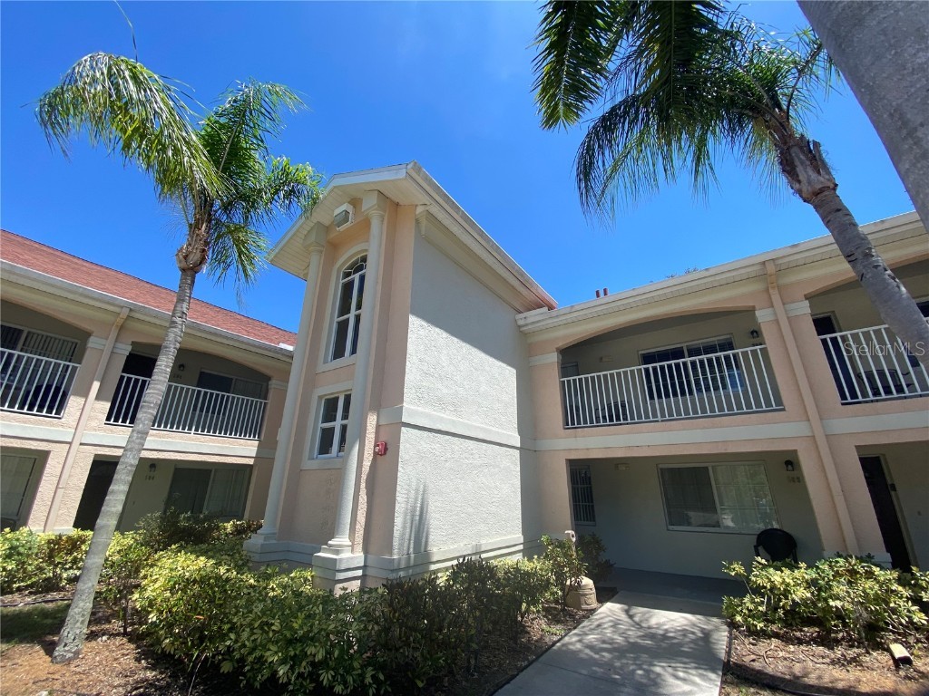 4457 45th Avenue W #208 Bradenton FL 34210 A4573973 image1