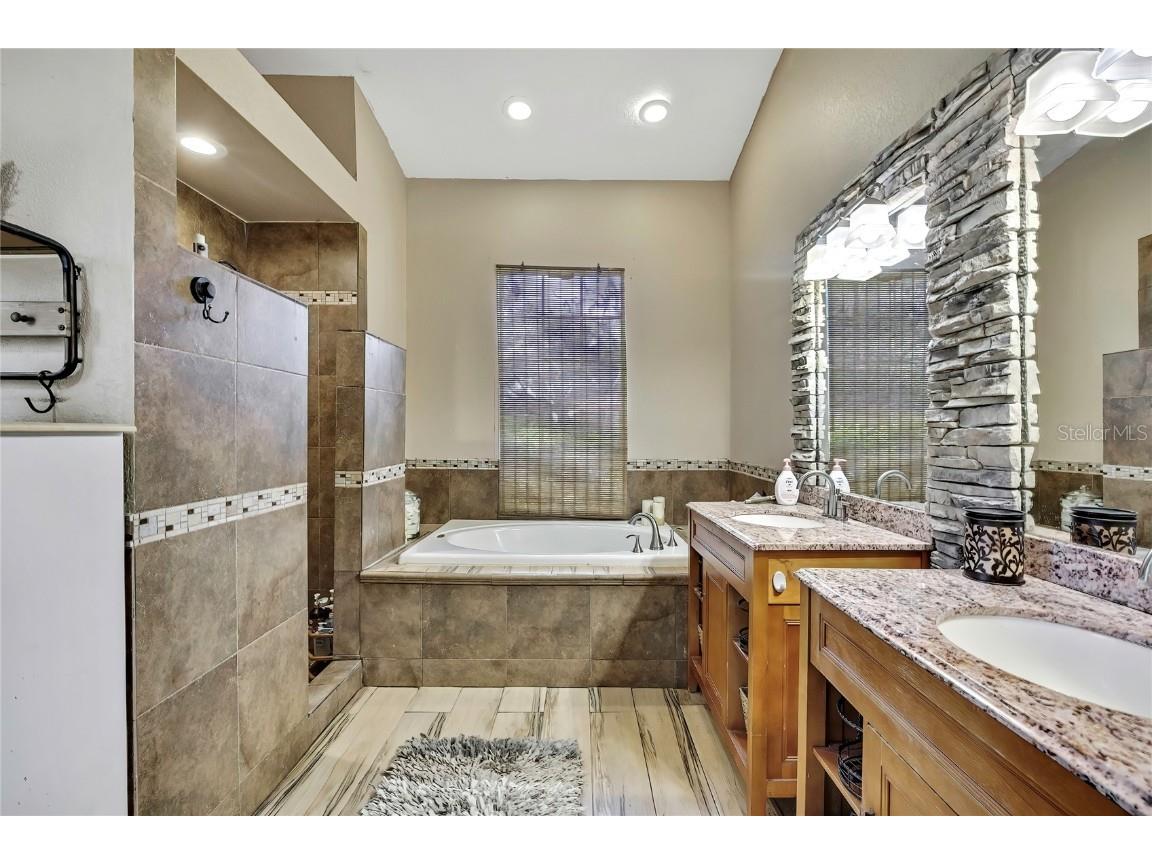 4457 Cr 542h Bushnell FL 33513 TB8415628 image22