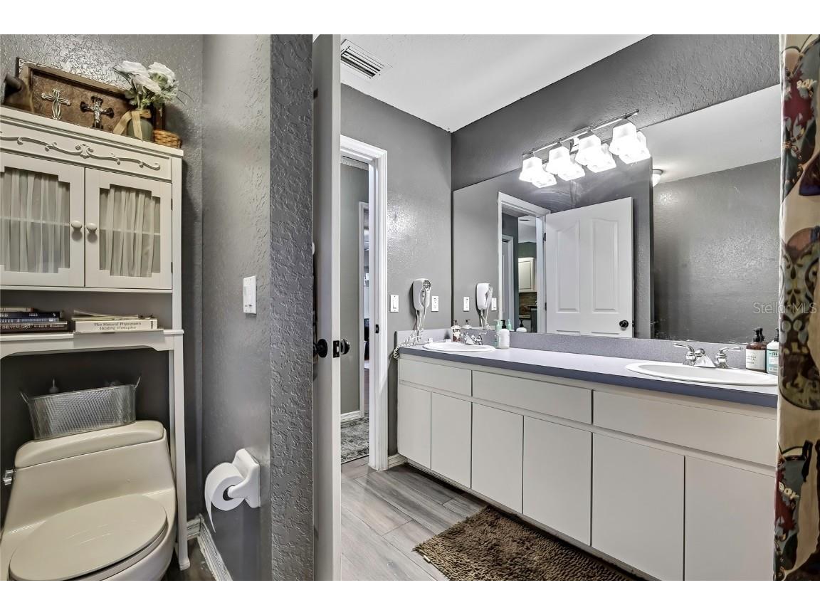 4457 Cr 542h Bushnell FL 33513 TB8415628 image29