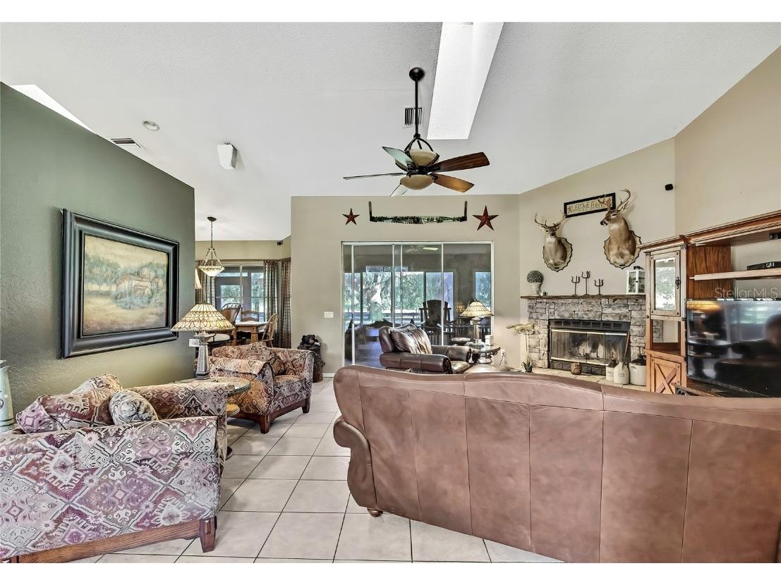 4457 Cr 542h Bushnell FL 33513 TB8415628 image4