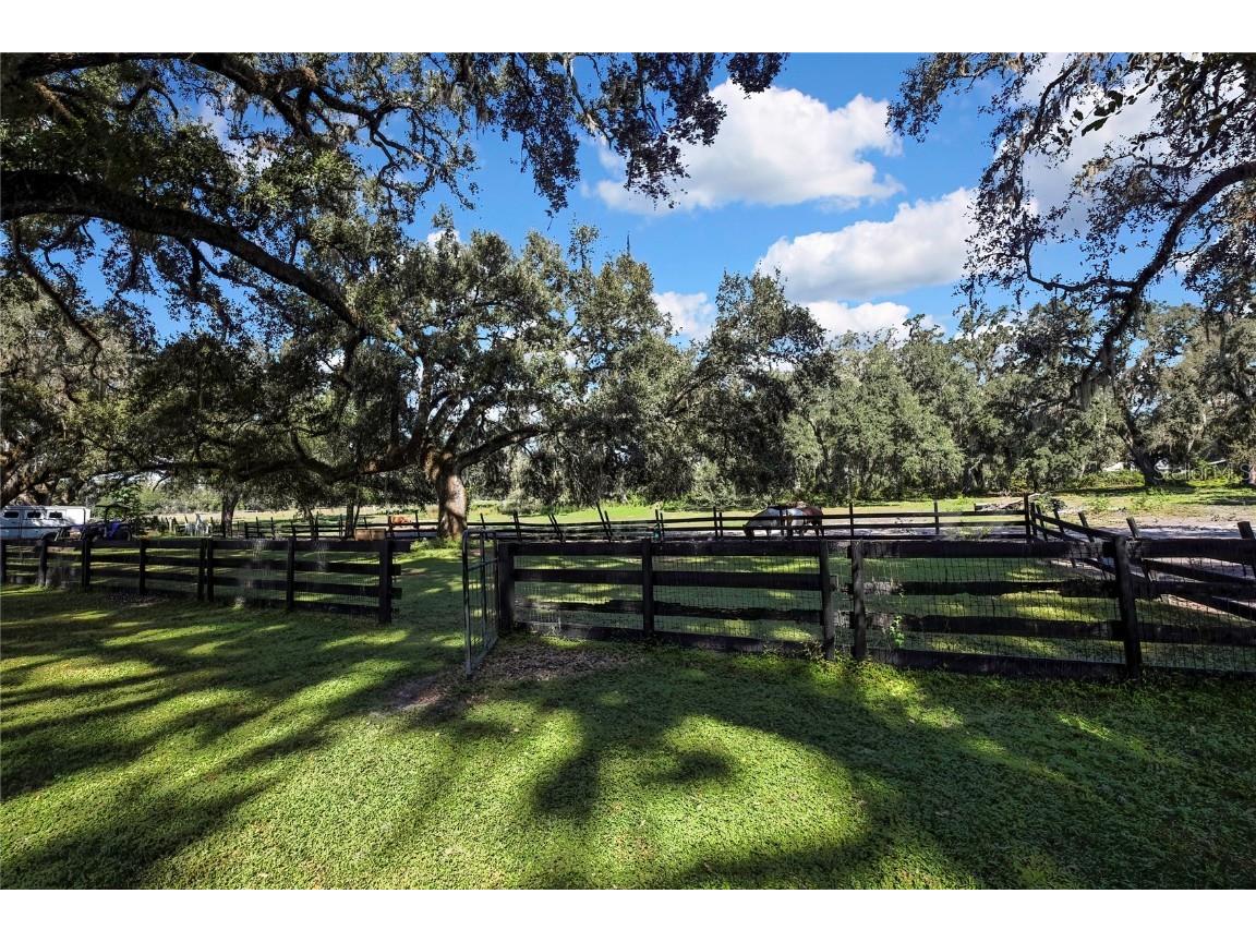 4457 Cr 542h Bushnell FL 33513 TB8415628 image40