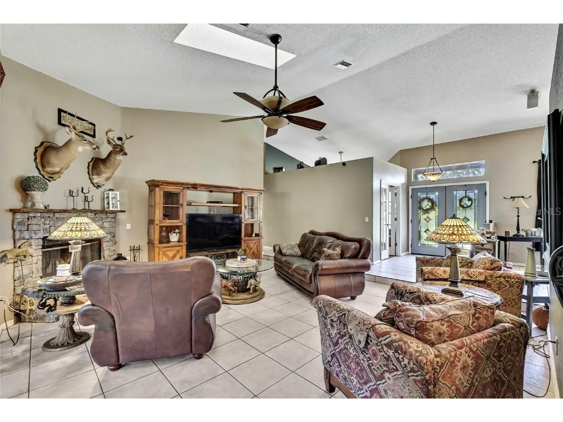 4457 Cr 542h Bushnell FL 33513 TB8415628 image7