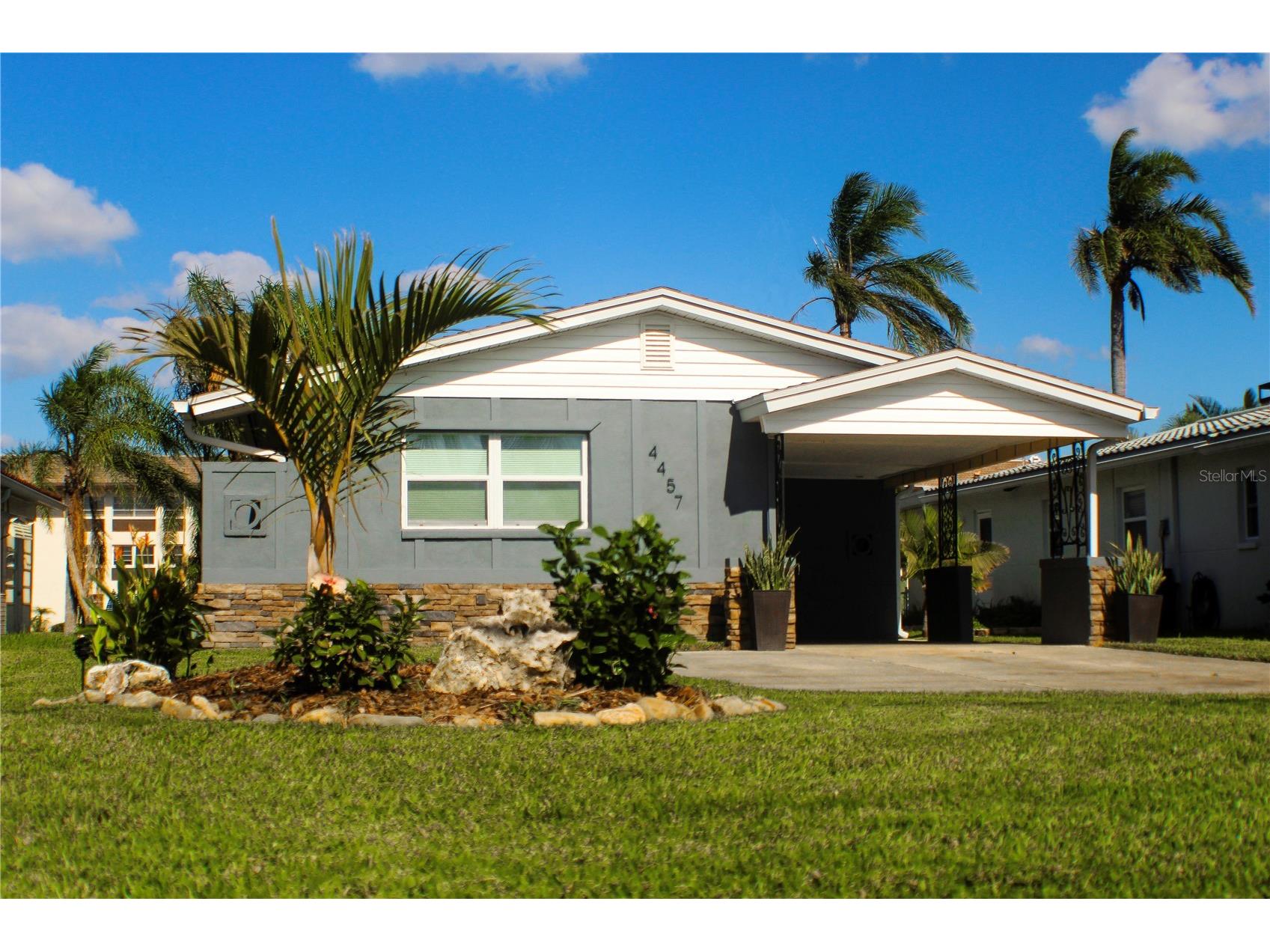 4457 Floramar Terrace New Port Richey FL 34652 TB8491135 image1