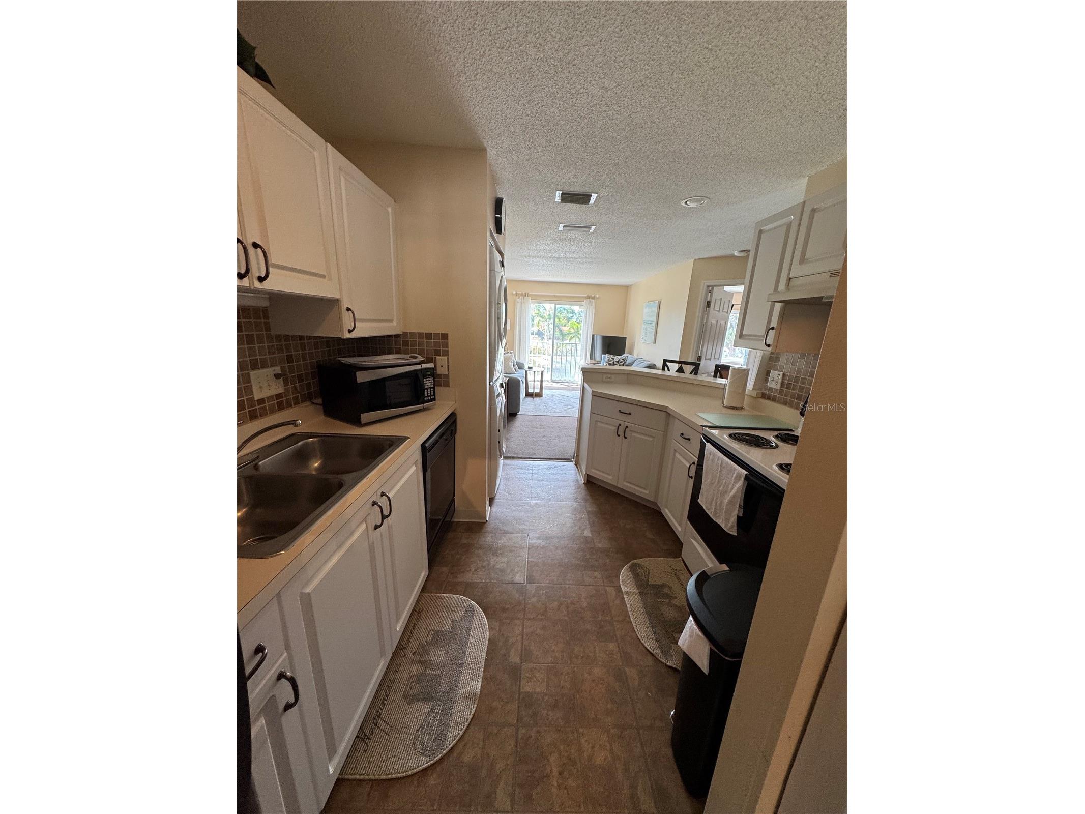 4457 W 45th Avenue #211 Bradenton FL 34210 A4690915 image9