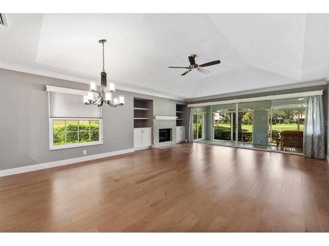 4459 Oakley Greene #62 Sarasota FL 34235 A4673777 image18