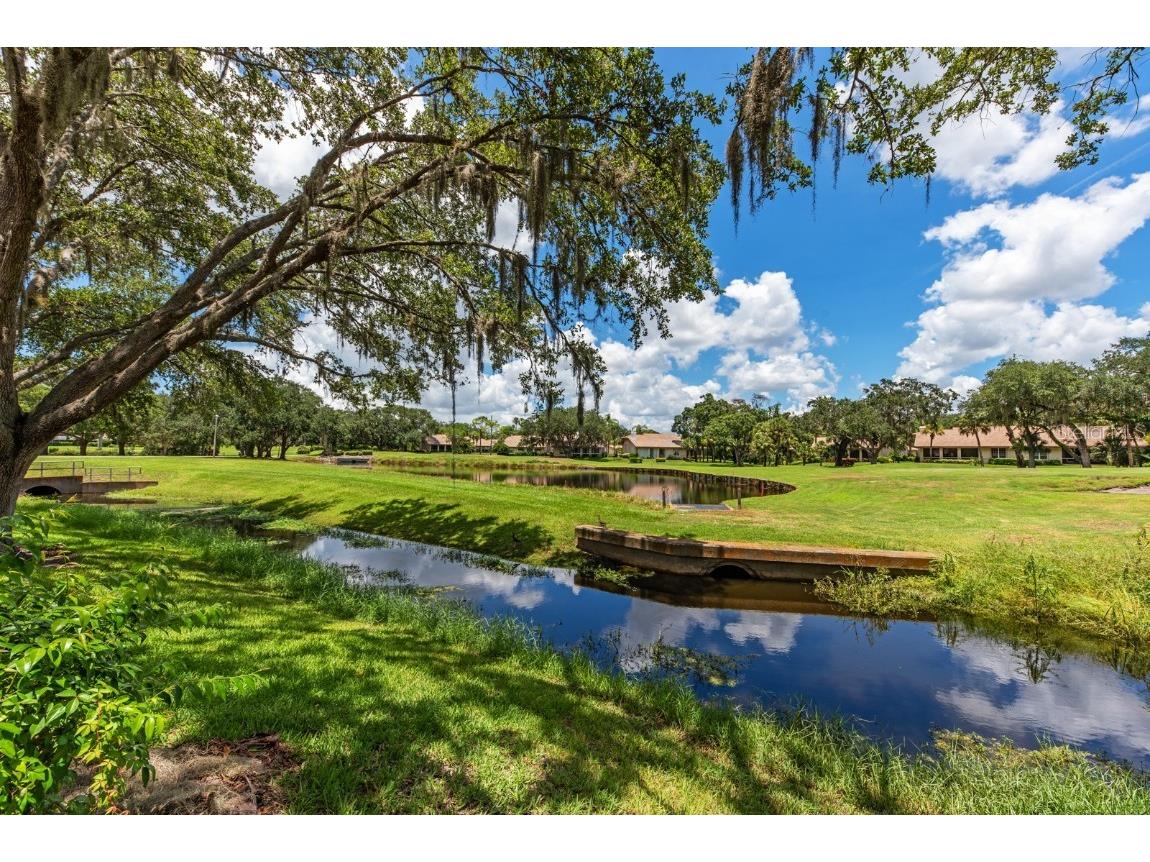 4459 Oakley Greene #62 Sarasota FL 34235 A4673777 image32