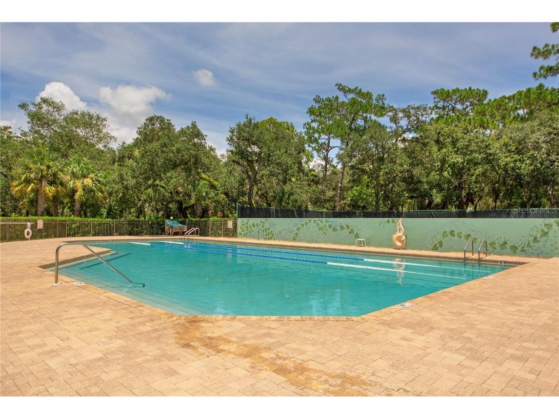 4459 Oakley Greene #62 Sarasota FL 34235 A4673777 image39