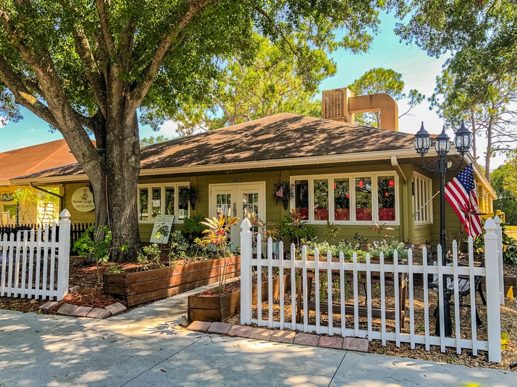 4459 Oakley Greene #62 Sarasota FL 34235 A4673777 image52