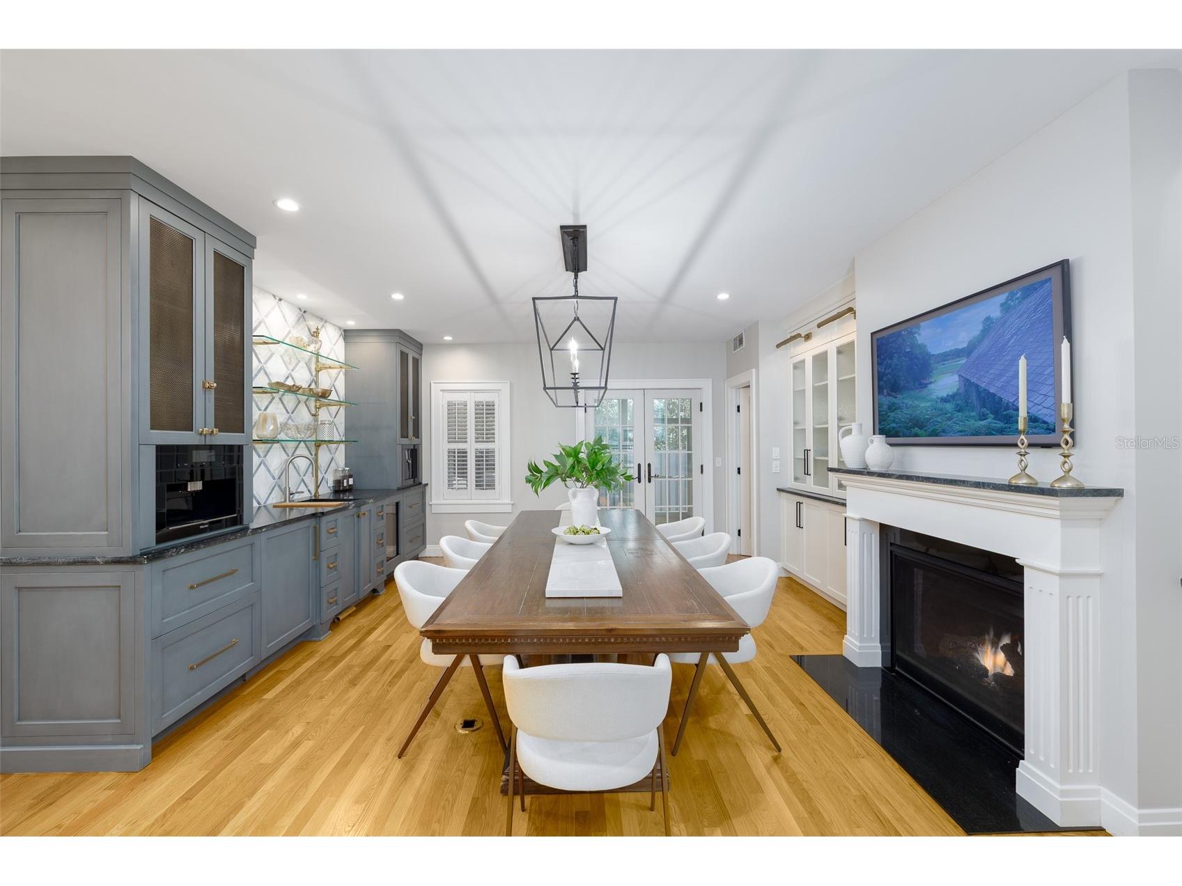 446 16th Avenue NE Saint Petersburg FL 33704 TB8467265 image22