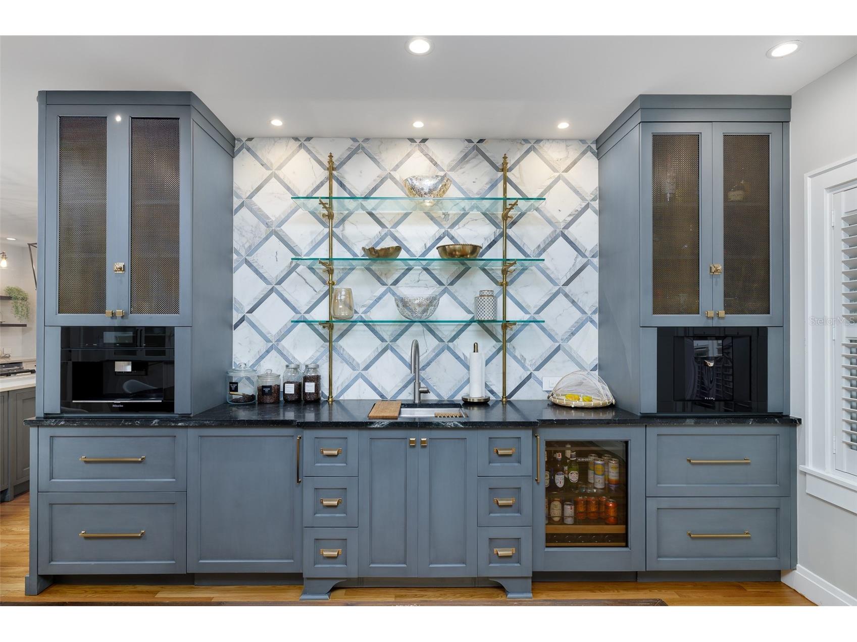 446 16th Avenue NE Saint Petersburg FL 33704 TB8467265 image24