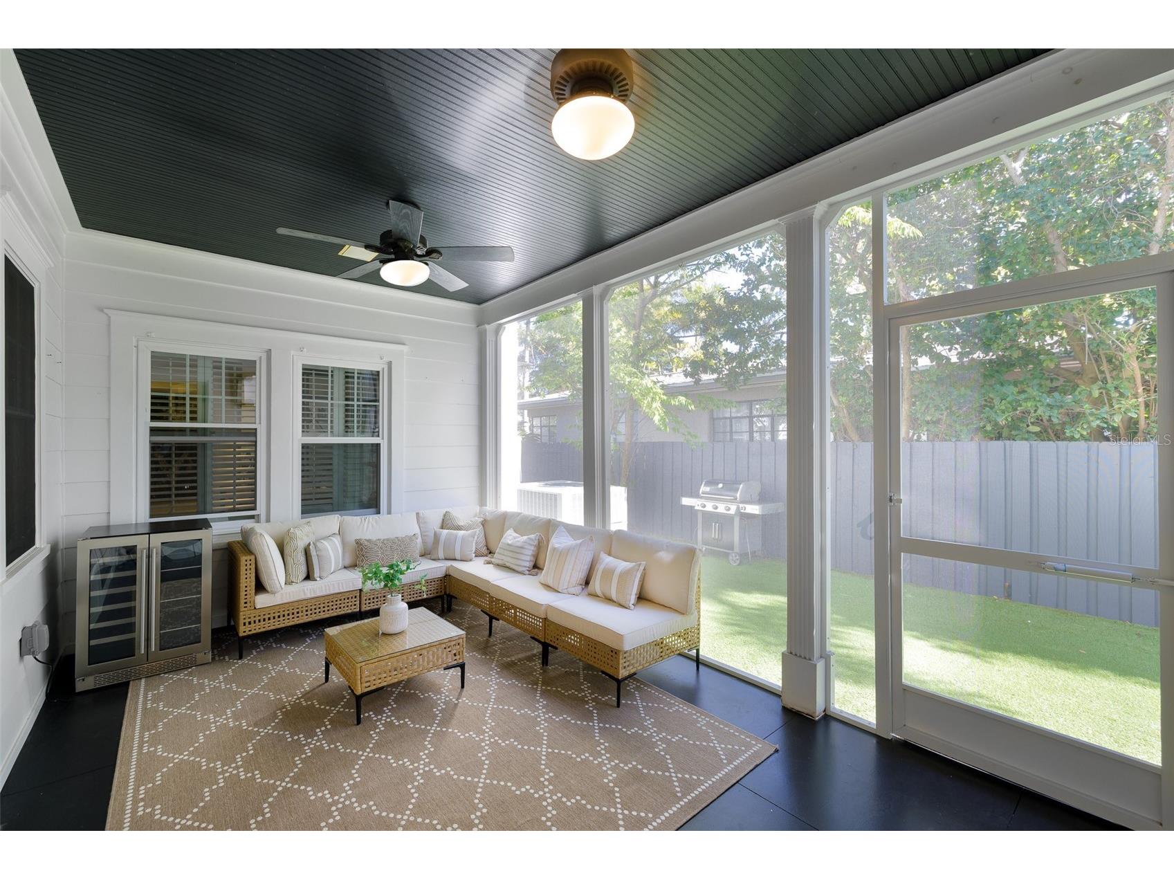 446 16th Avenue NE Saint Petersburg FL 33704 TB8467265 image31