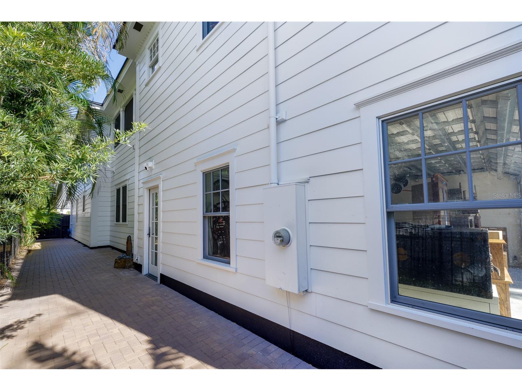 446 16th Avenue NE Saint Petersburg FL 33704 TB8467265 image34