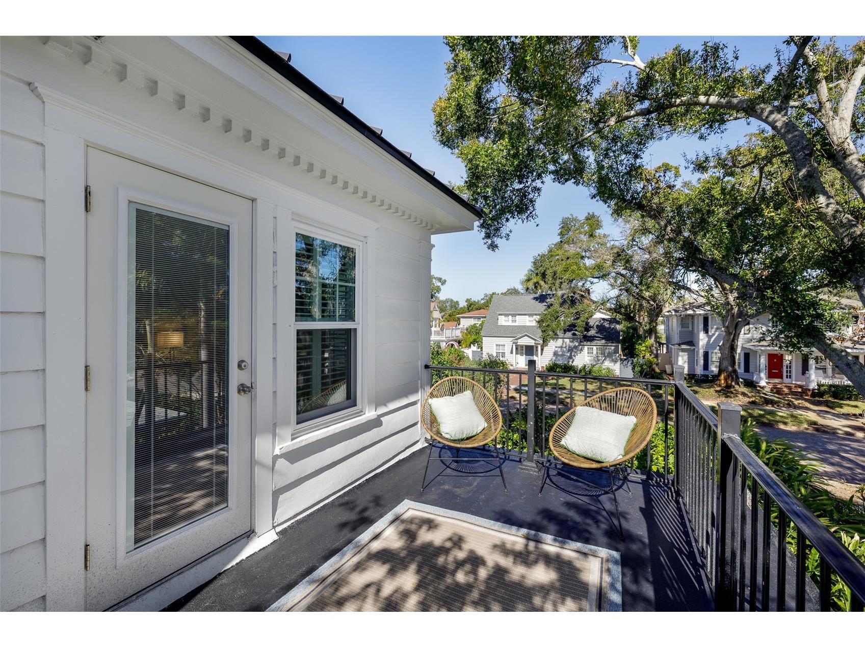 446 16th Avenue NE Saint Petersburg FL 33704 TB8467265 image43