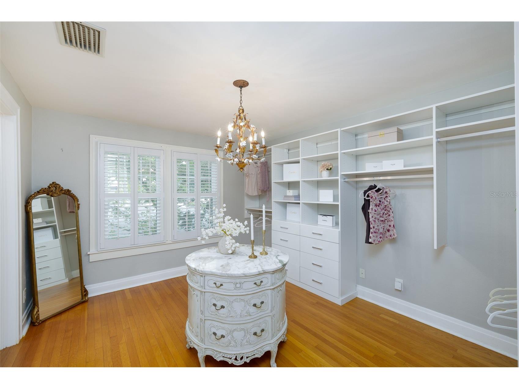 446 16th Avenue NE Saint Petersburg FL 33704 TB8467265 image45