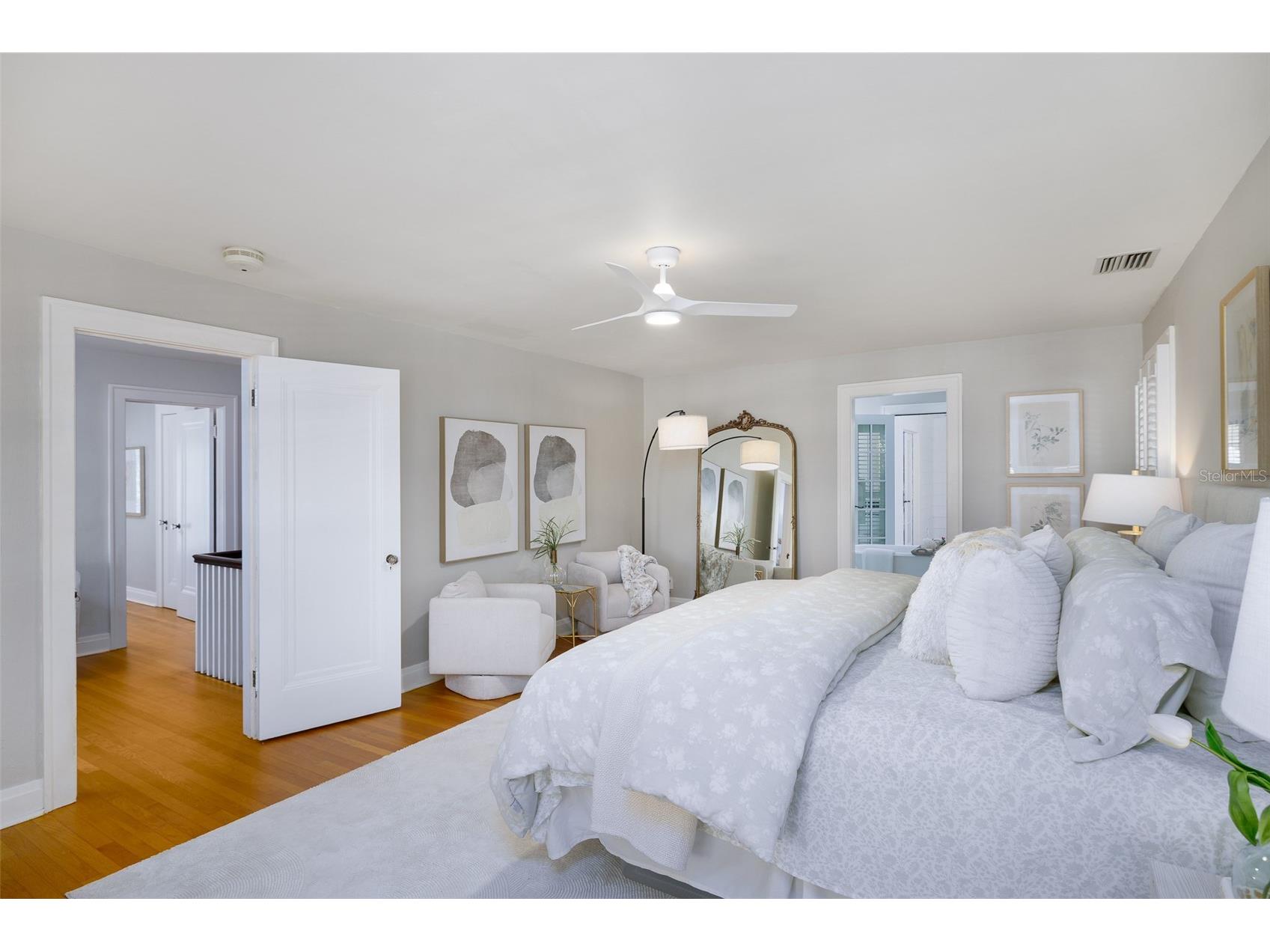 446 16th Avenue NE Saint Petersburg FL 33704 TB8467265 image49