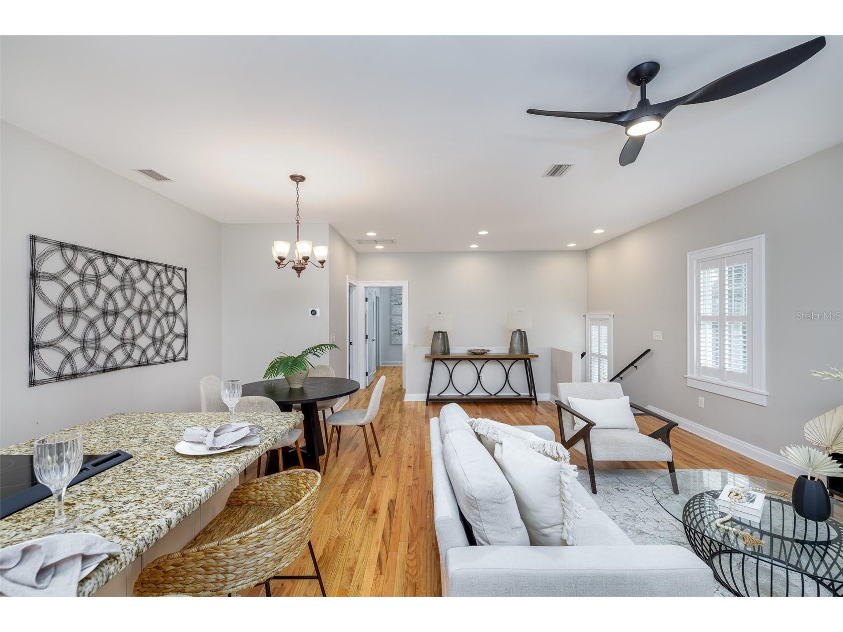 446 16th Avenue NE Saint Petersburg FL 33704 TB8467265 image60