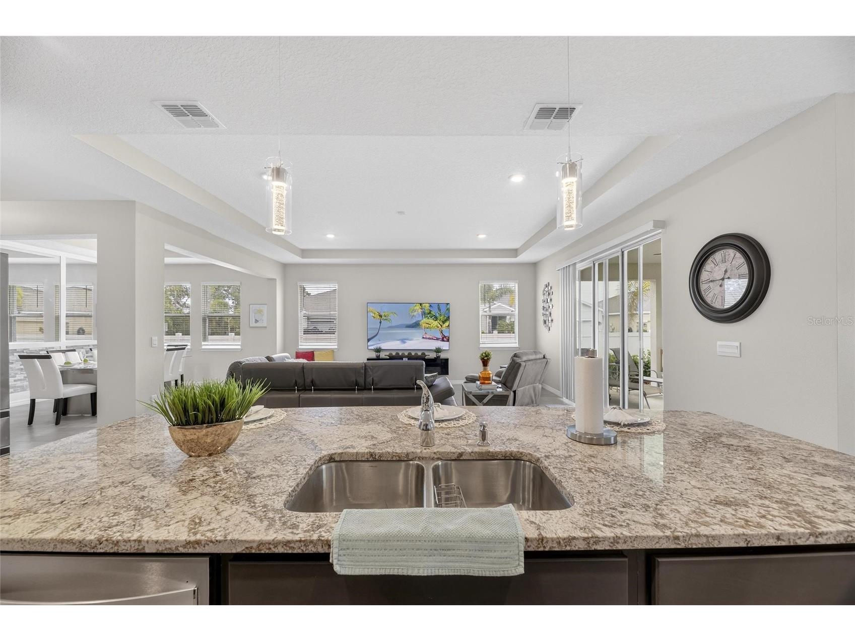446 6th Avenue NW Ruskin FL 33570 TB8481858 image16