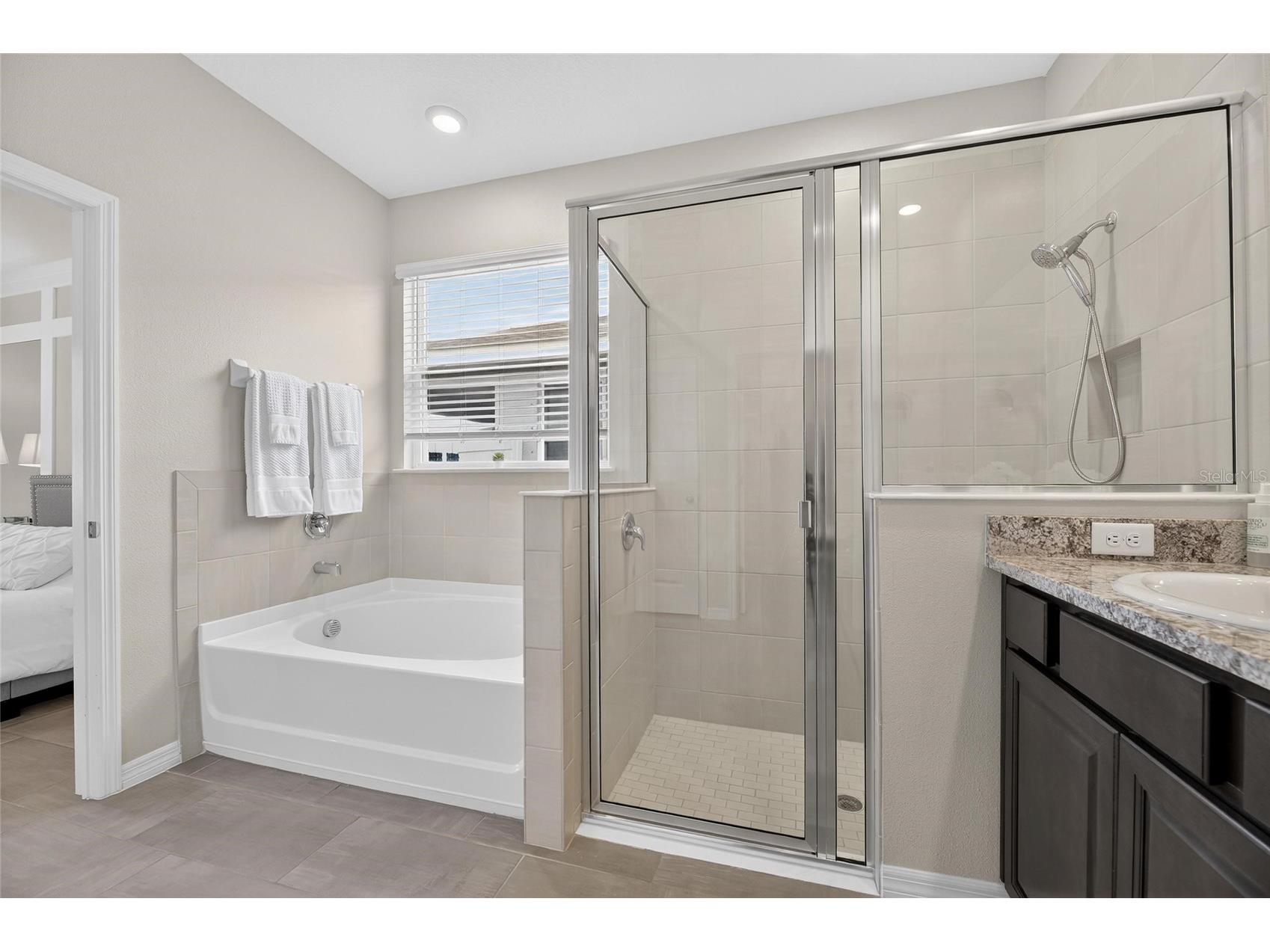 446 6th Avenue NW Ruskin FL 33570 TB8481858 image20